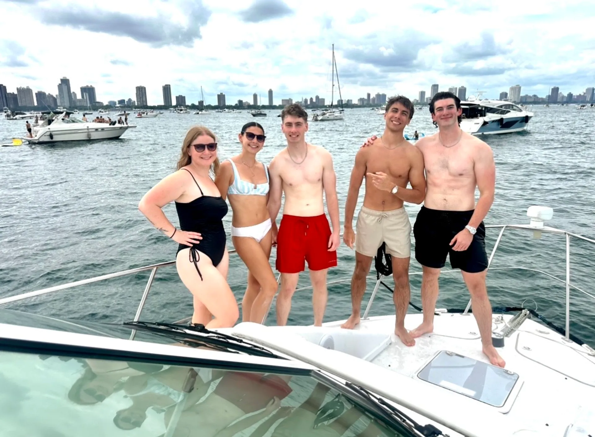 Navy Pier | Private Yacht | Captain Included
