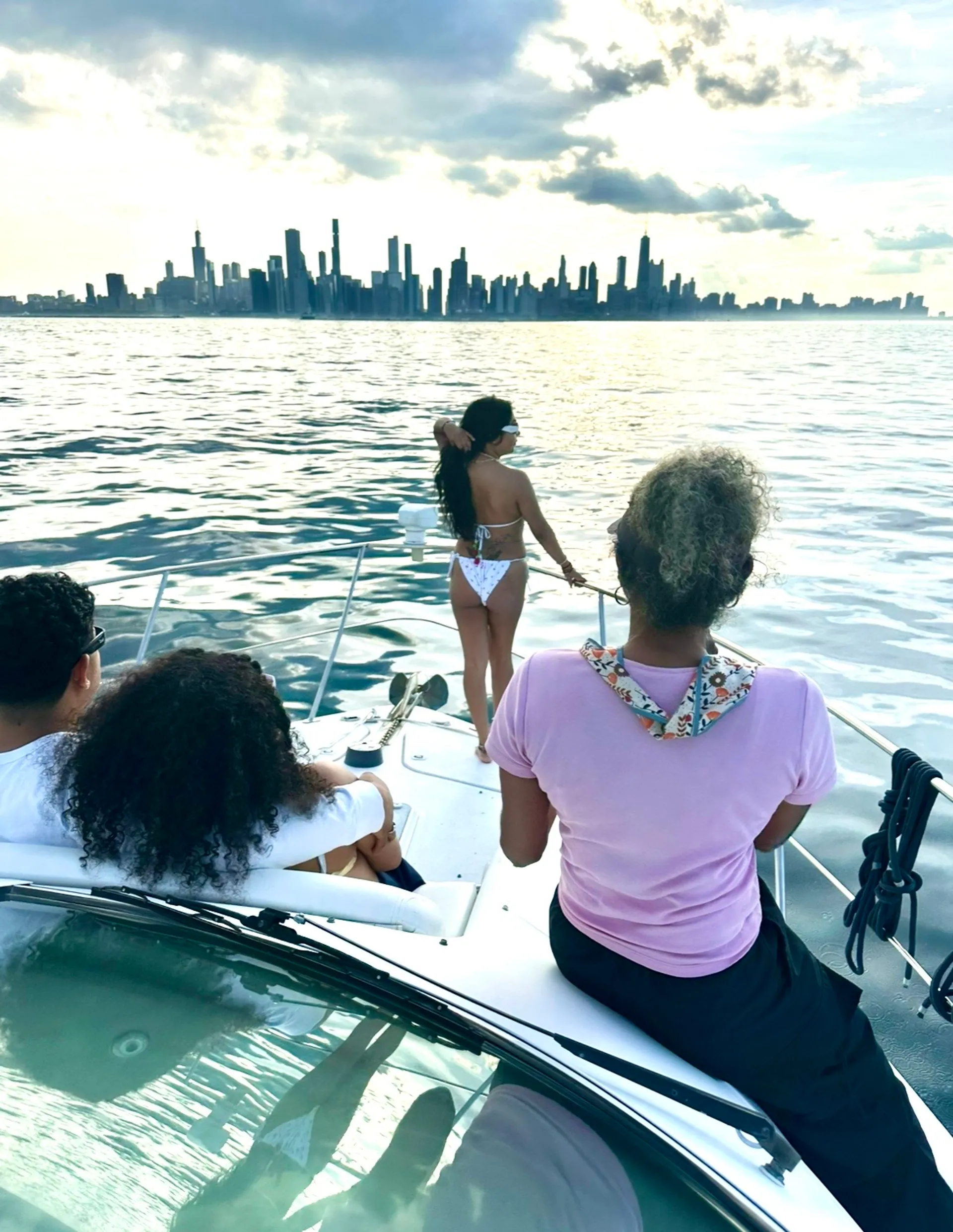 Navy Pier | Private Yacht | Captain Included