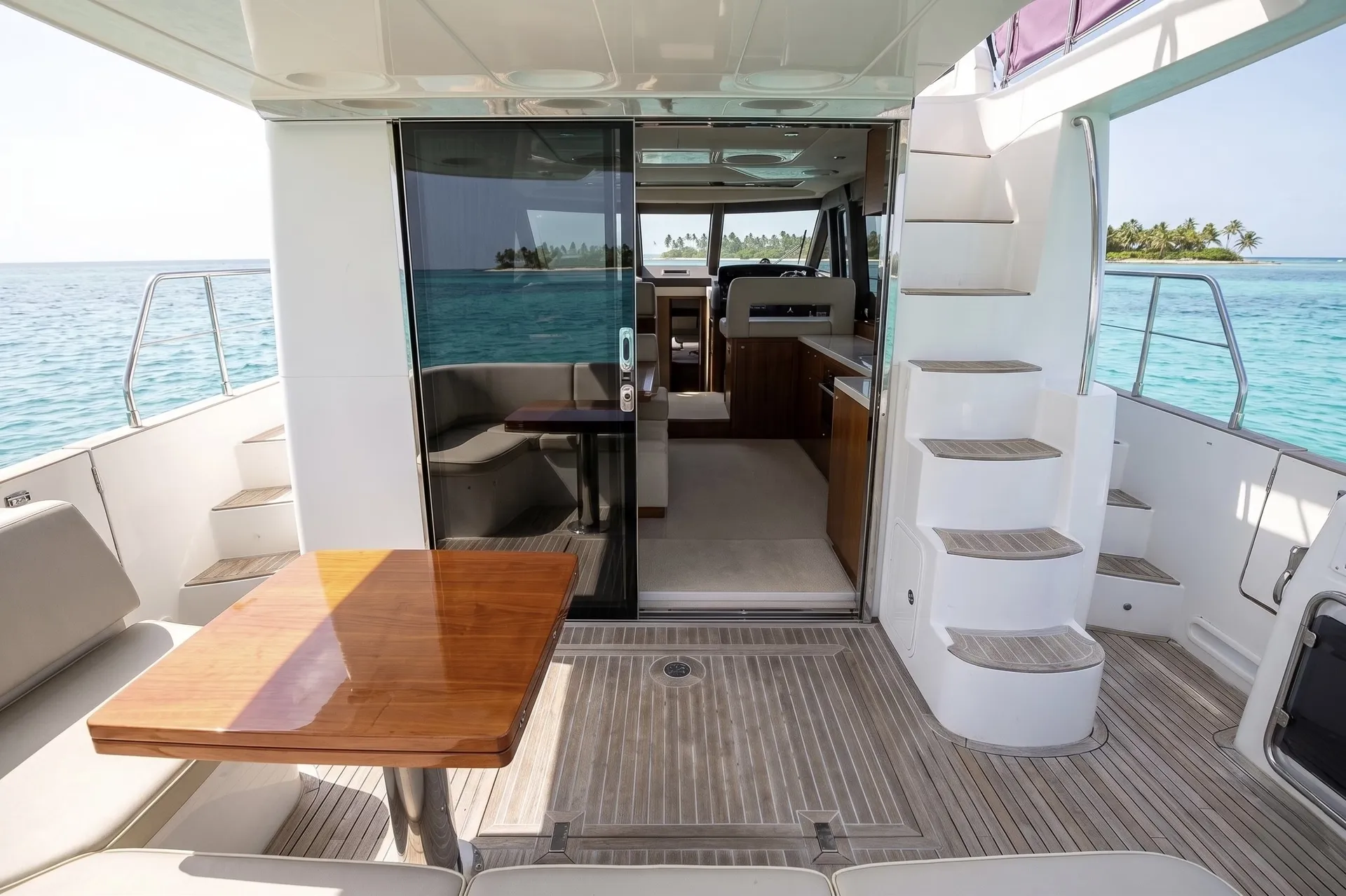 Azimut Magellano 45 in Miami Beach, FL — photo 3