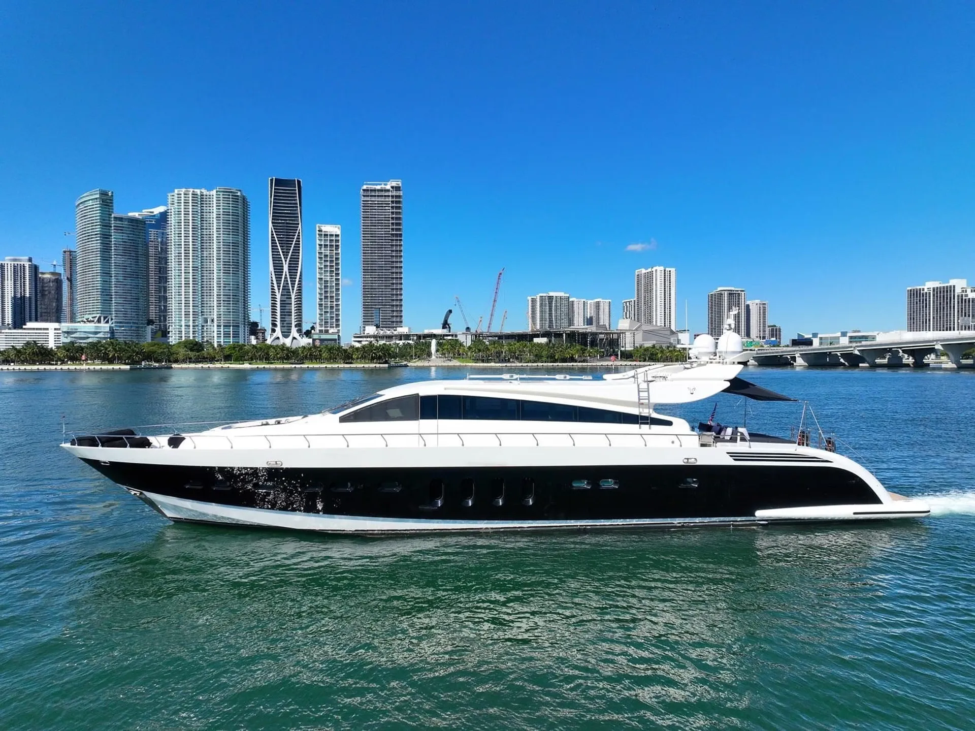 Leopard Sport 101 in Miami Beach, FL — photo 7