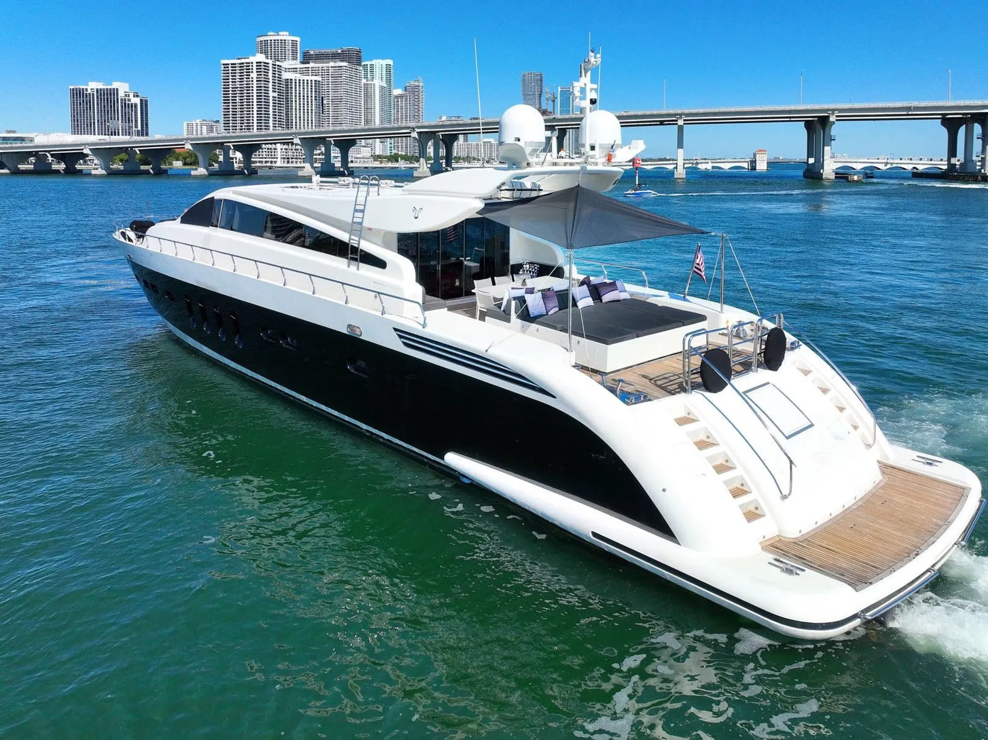 Leopard Sport 101 in Miami Beach, FL — photo 6