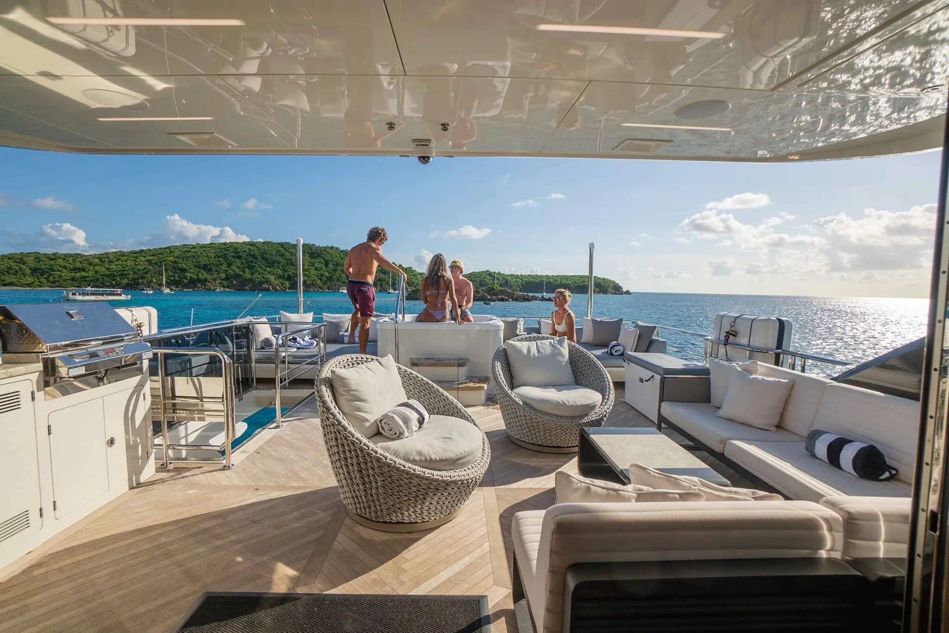 Ocean Alexander 90 in Fort Lauderdale, FL — photo 8