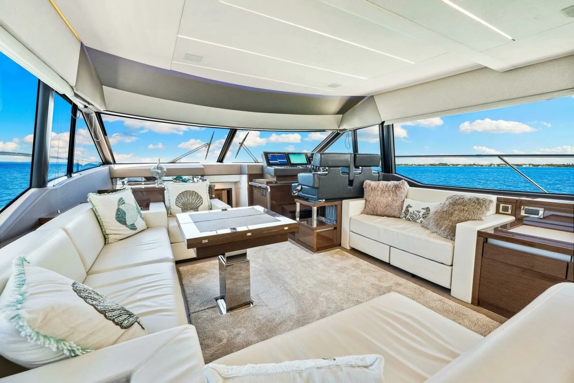 Prestige 630 FLY in Sarasota, FL — photo 4