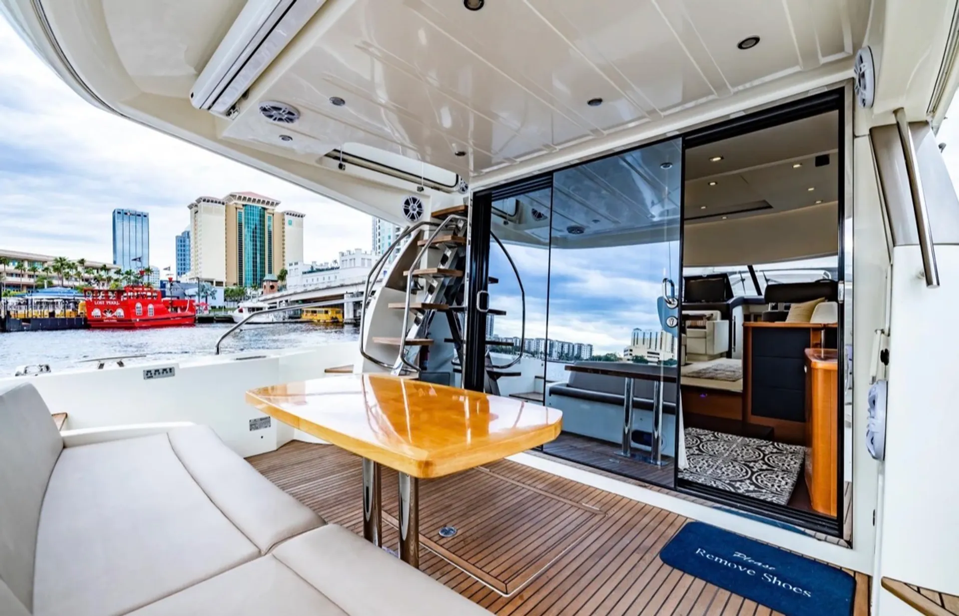 Prestige 500 Flybridge Yacht | Luxury Tampa Bay Charters | Waterslide 