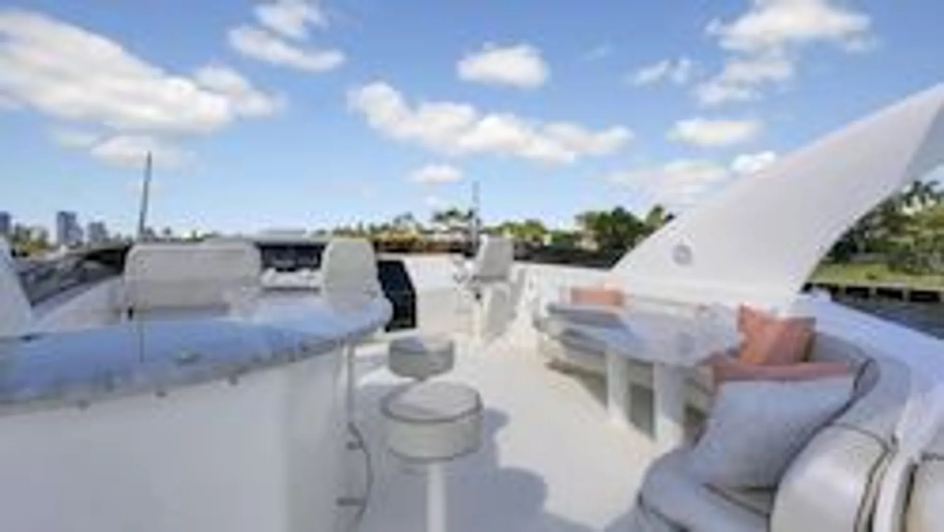 Lazzara 94 Flybridge in Fort Lauderdale, FL — photo 4