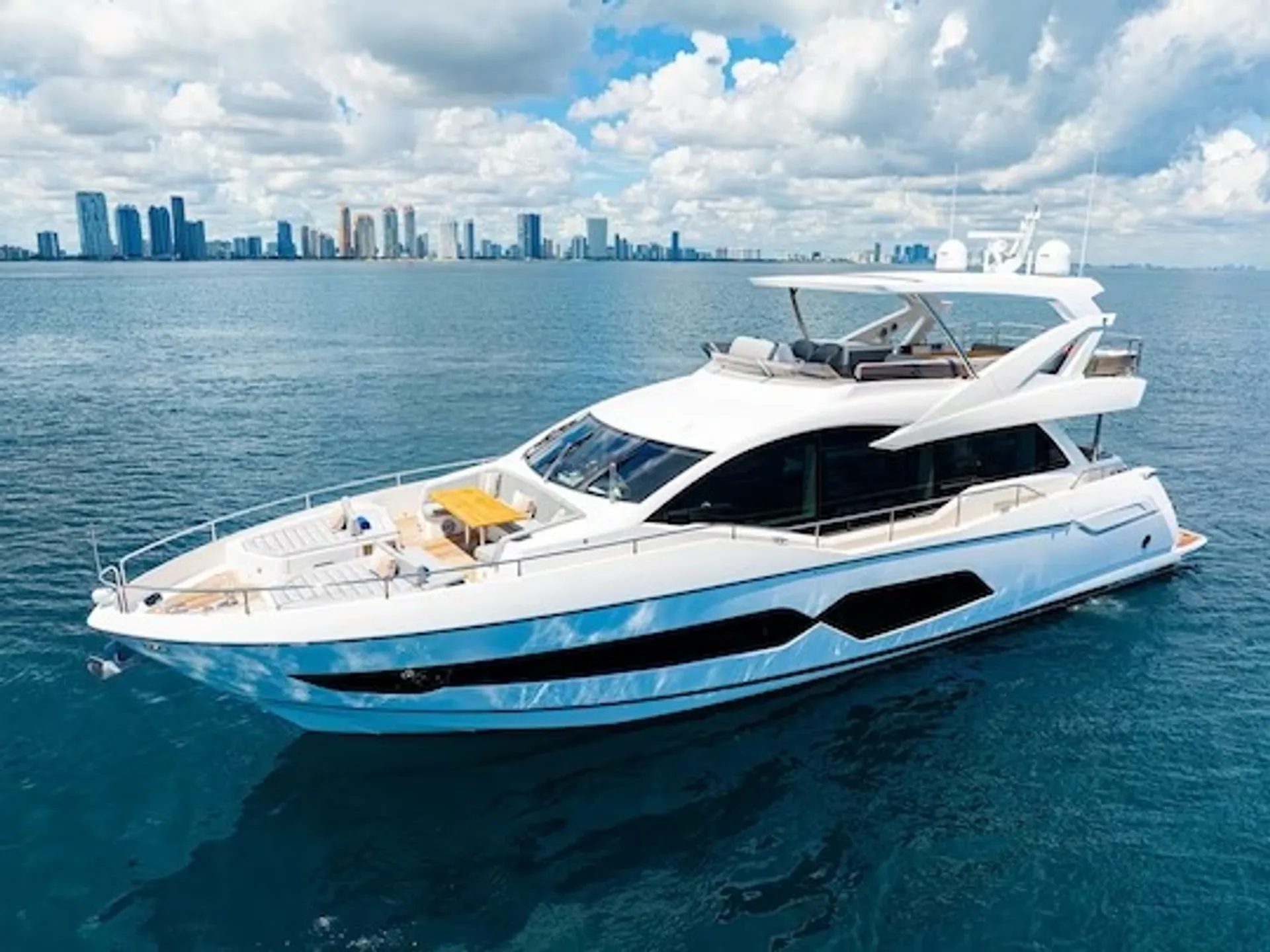 Sunseeker 78 in Lauderdale-by-the-Sea, FL