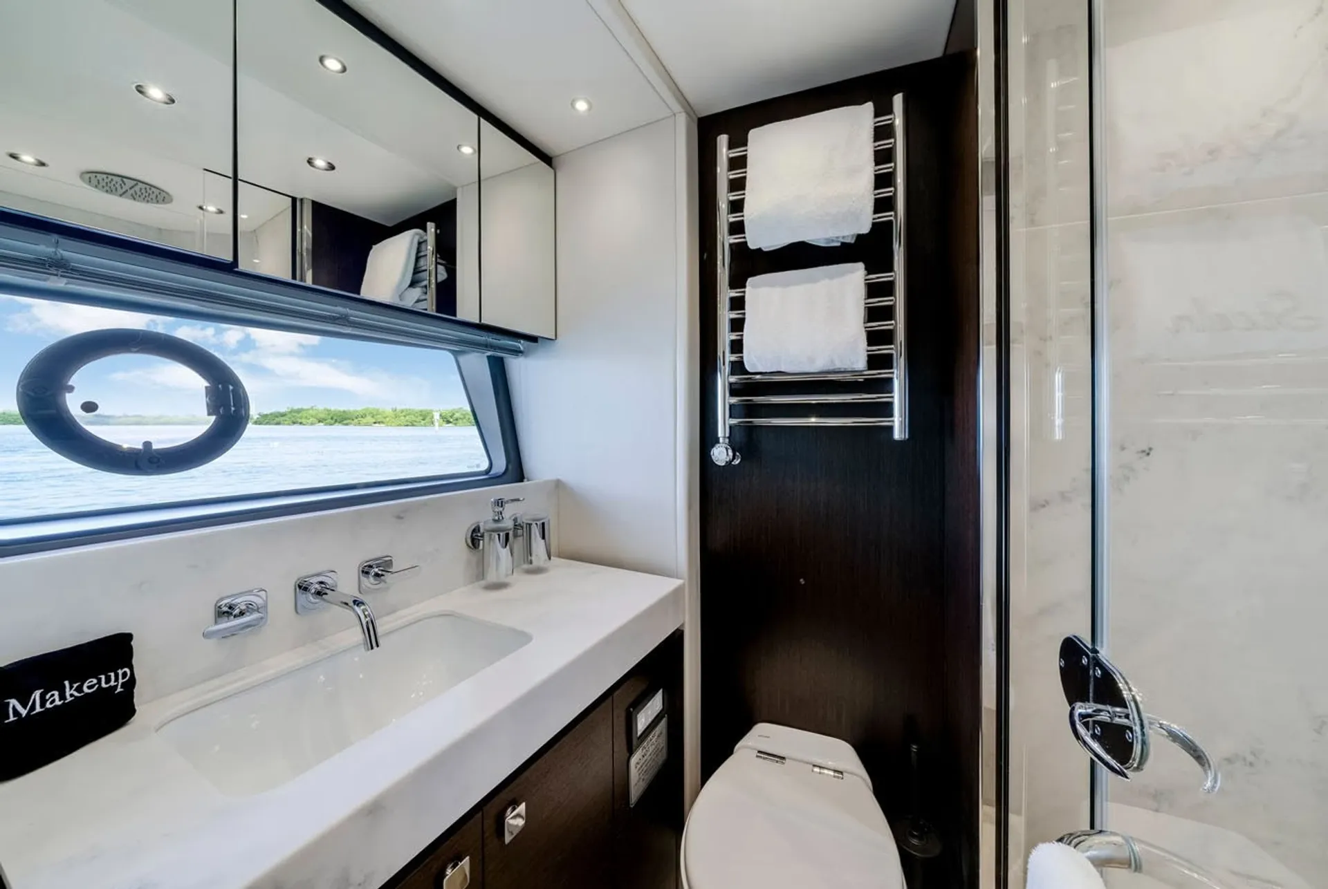 Sunseeker 78 in Lauderdale-by-the-Sea, FL — photo 6