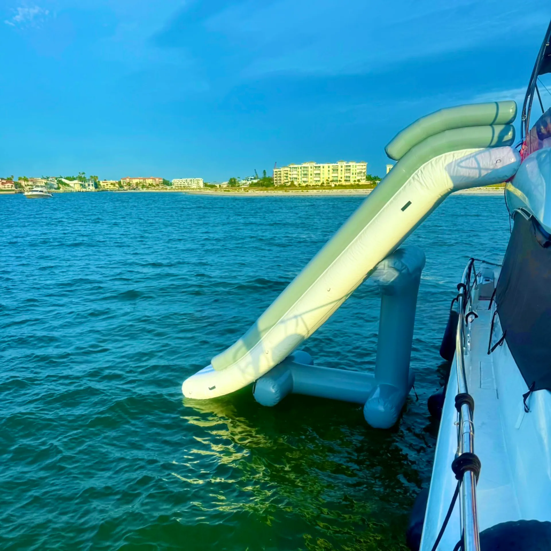 Prestige 500 Flybridge Yacht | Luxury Tampa Bay Charters | Waterslide 