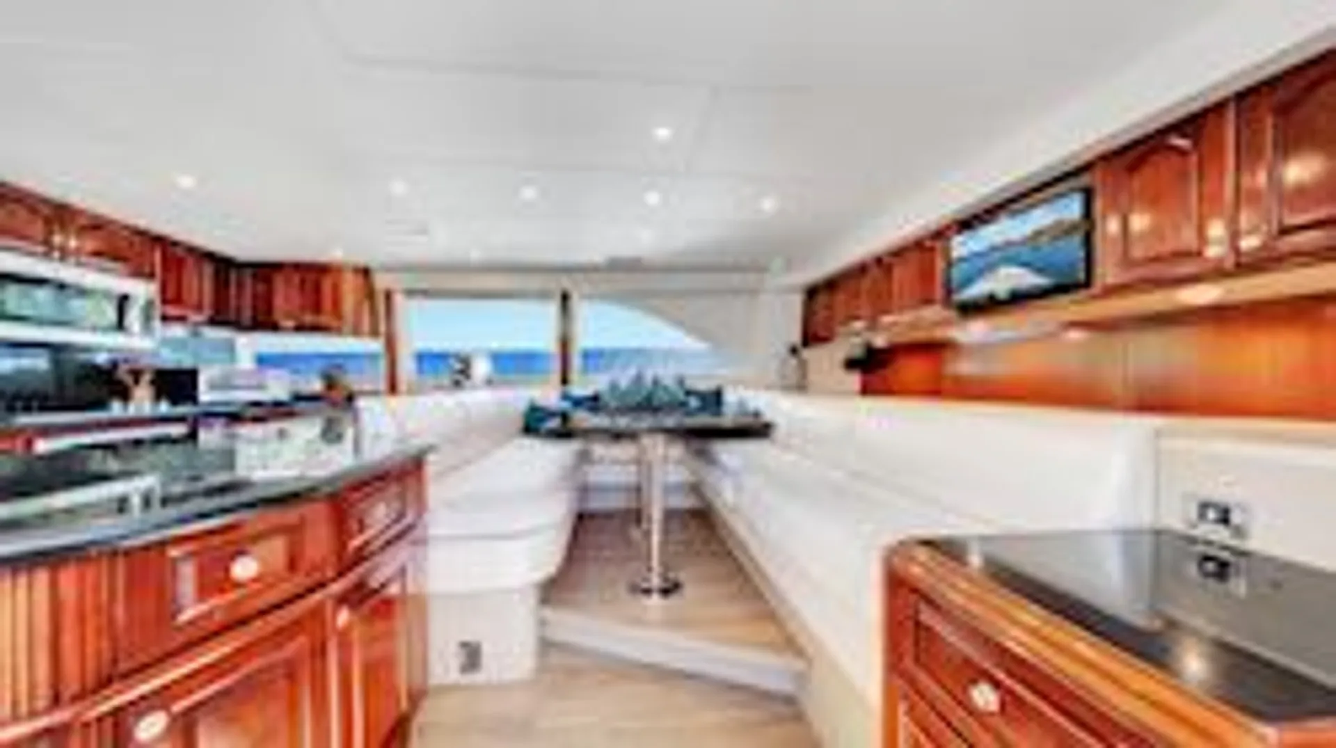Lazzara 94 Flybridge in Fort Lauderdale, FL — photo 10