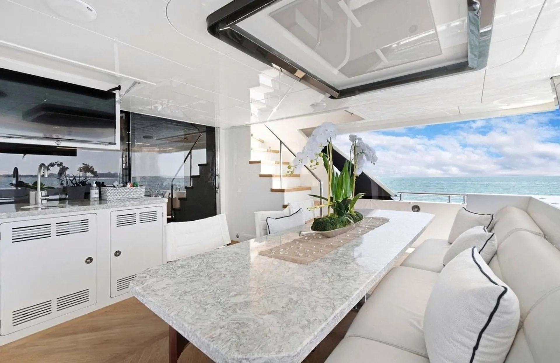 Ocean Alexander 95 in Miami, FL — photo 6