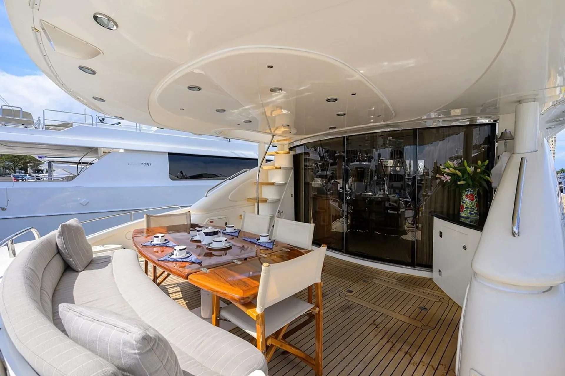 Sunseeker 88 in Miami, FL — photo 7