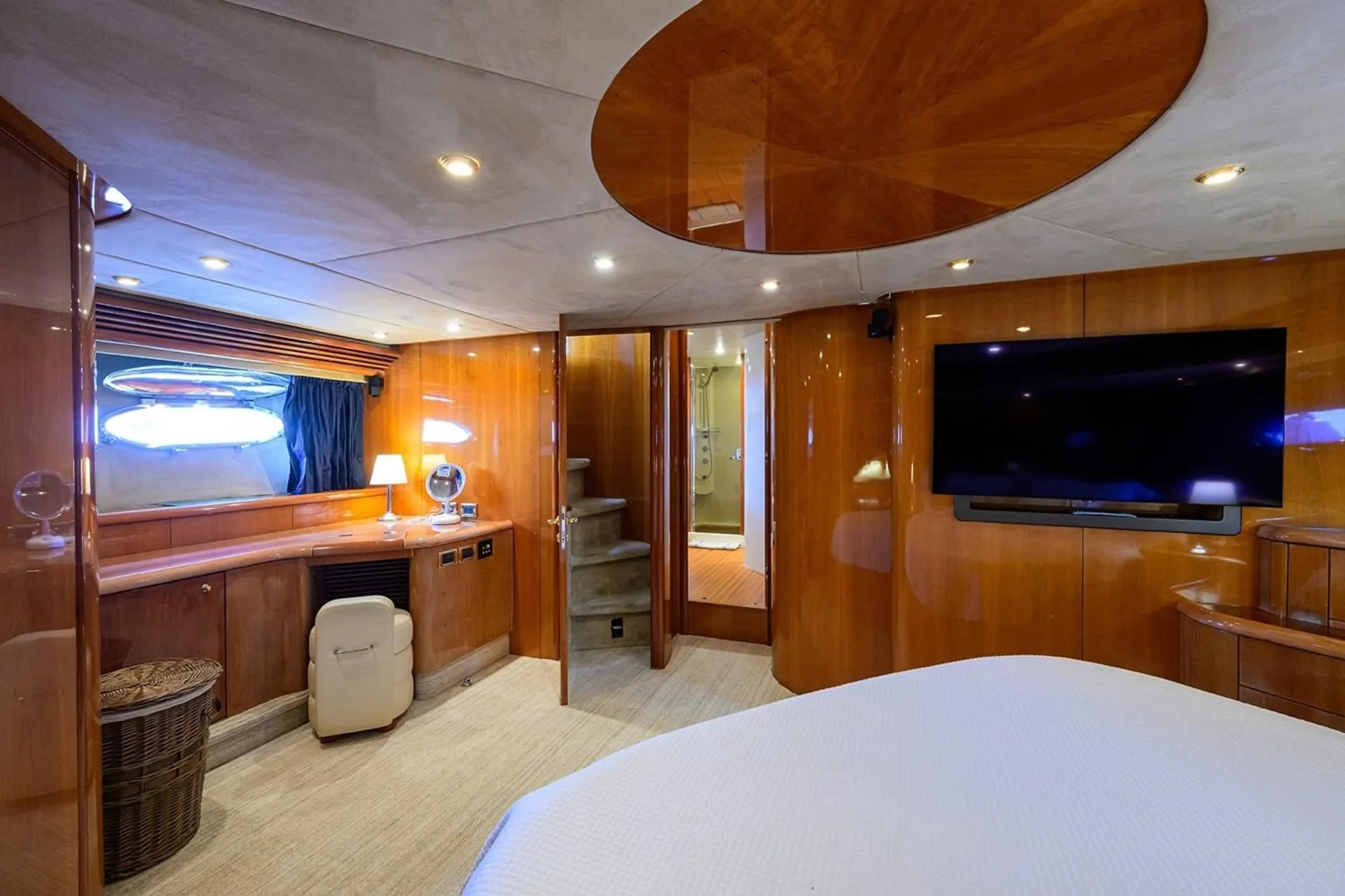Sunseeker 88 in Miami, FL — photo 10