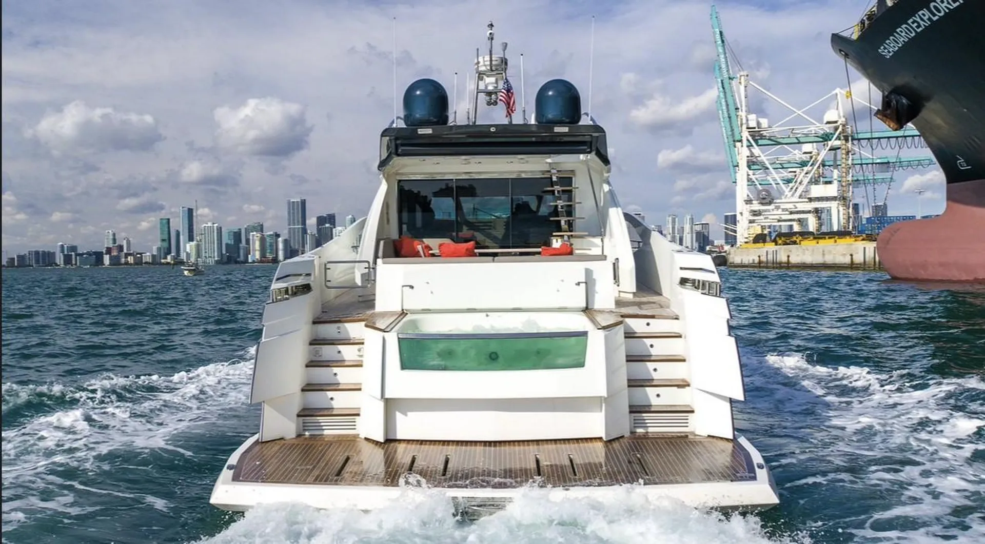 Numarine Numarine 80 Flybridge in Miami, FL — photo 4