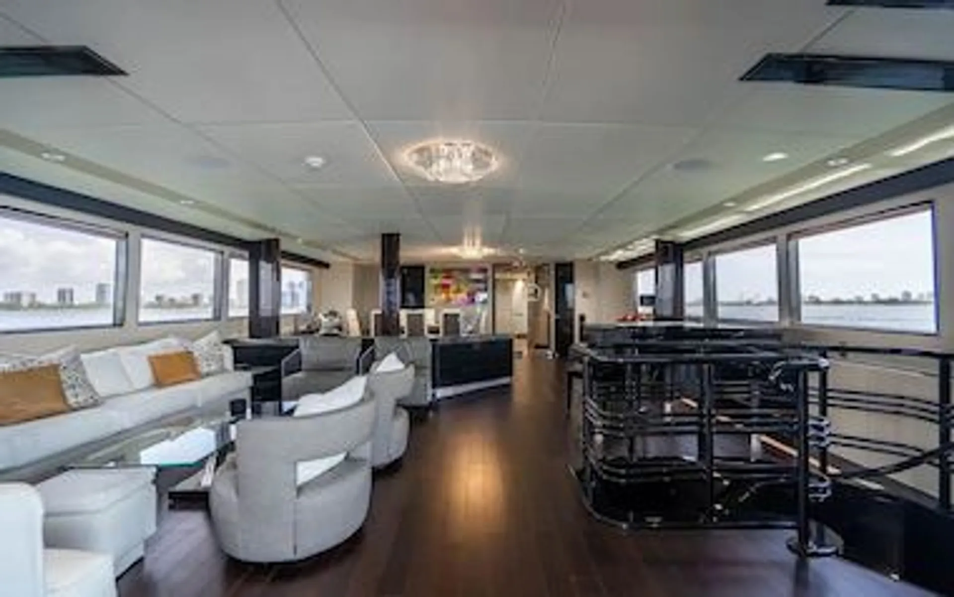 Broward Tri-Deck in Miami, FL — photo 8