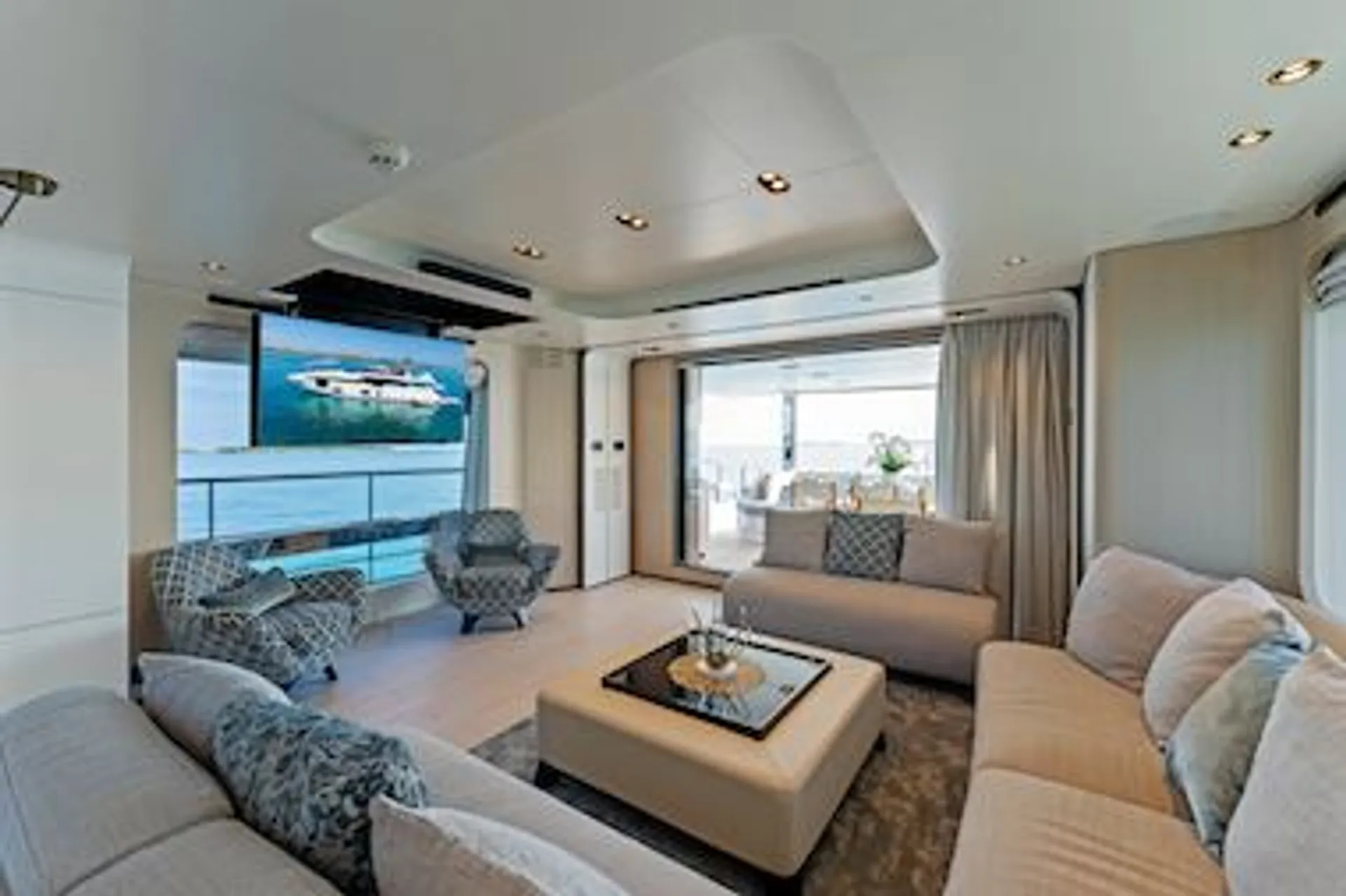 Azimut 88 in Miami, FL — photo 8