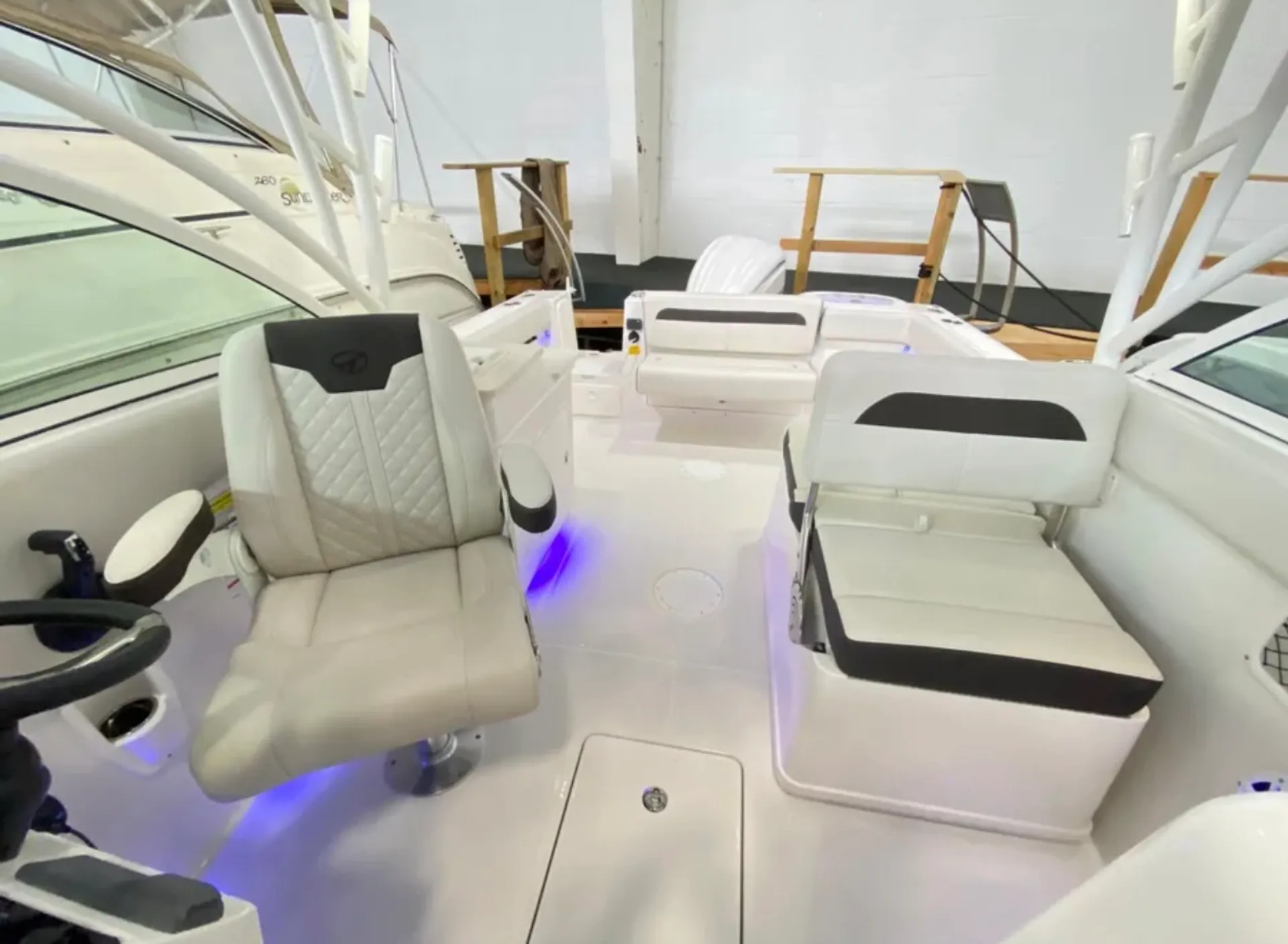 SAILFISH BOATS BY SEMINOLE SF245 DC in Fort Lauderdale, FL — photo 4