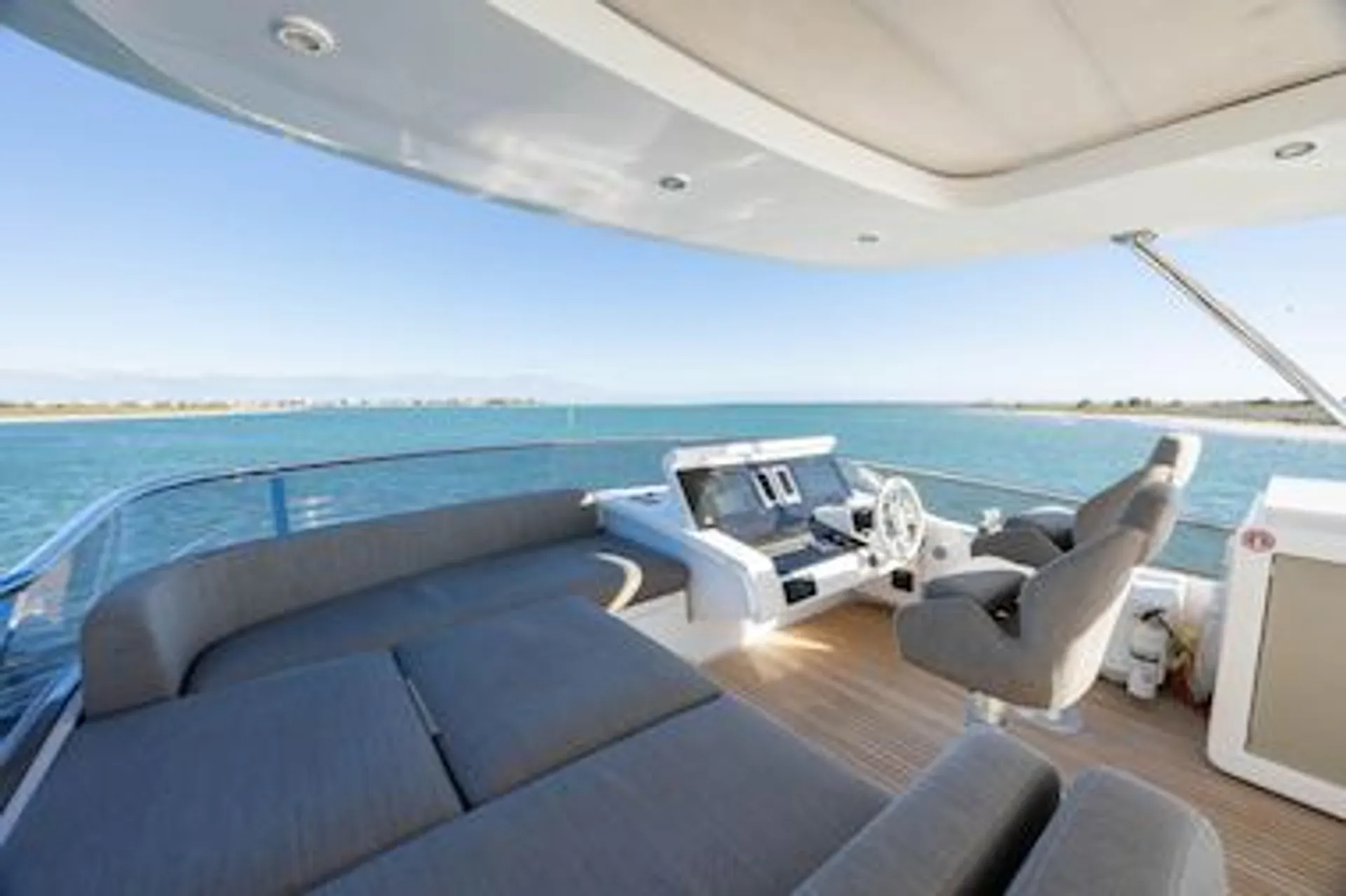 Azimut 75 in Miami Beach, FL — photo 7