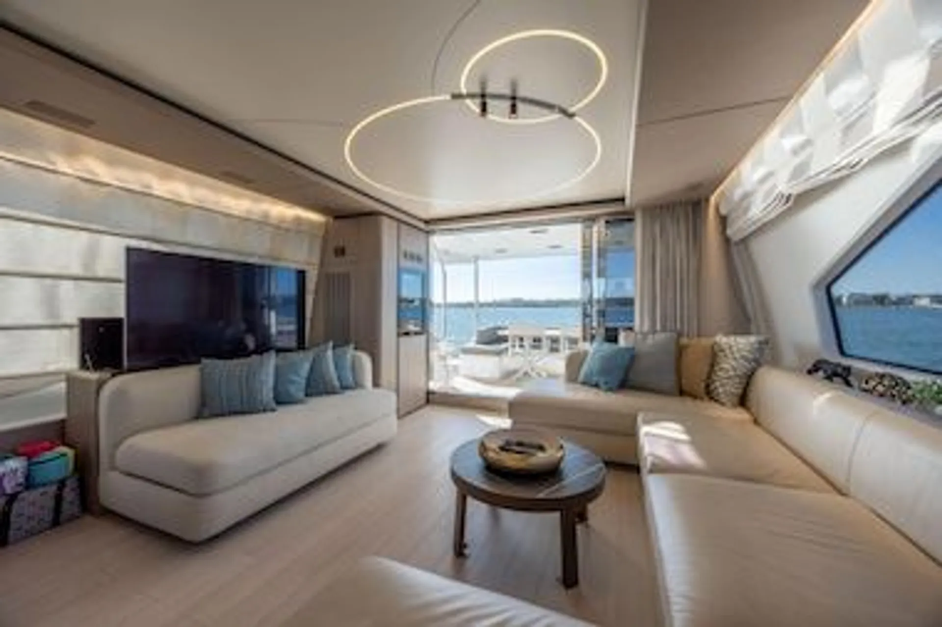 Azimut 75 in Miami Beach, FL — photo 10