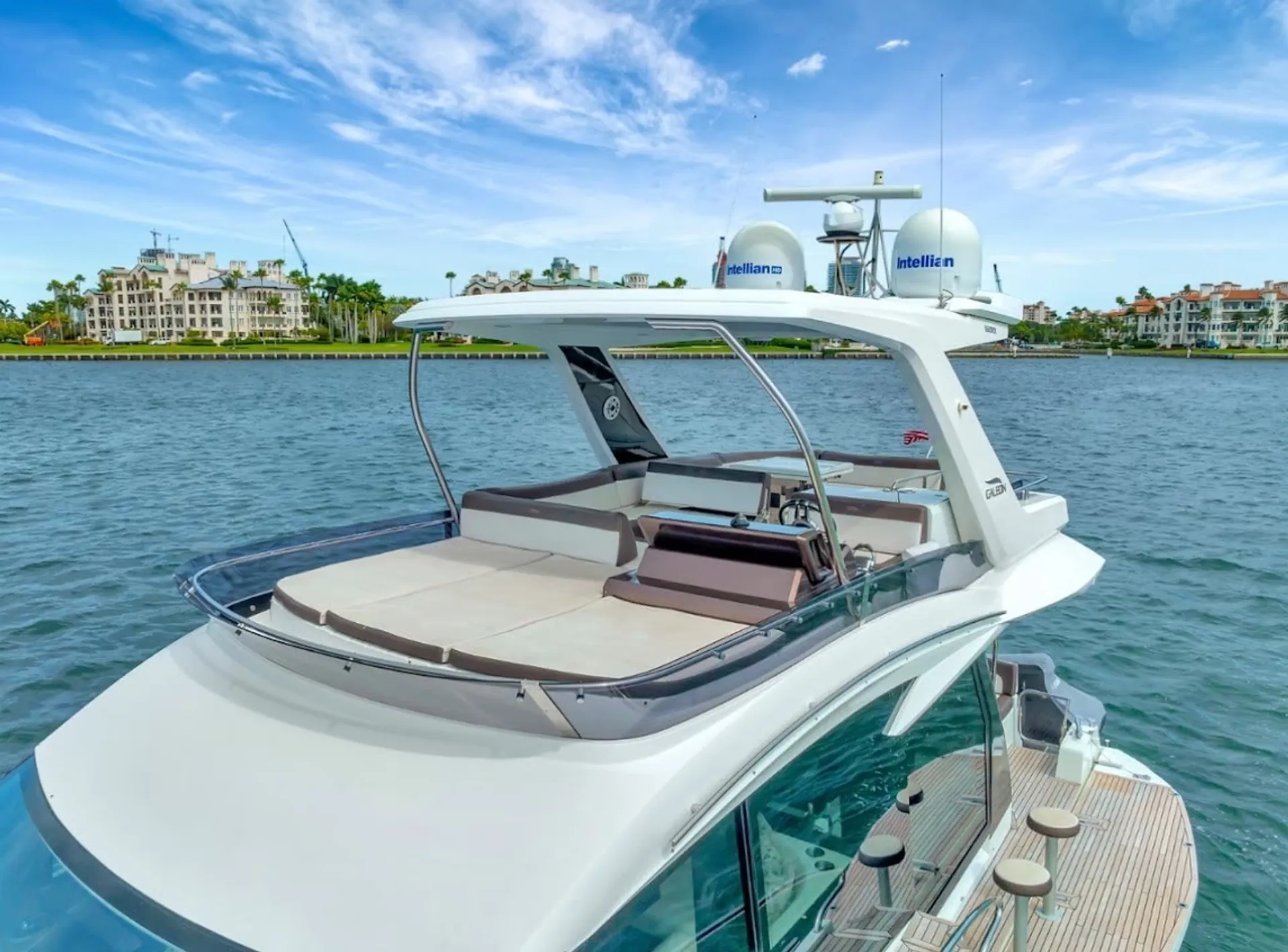 Galeon 530 FLY in Miami, FL — photo 6