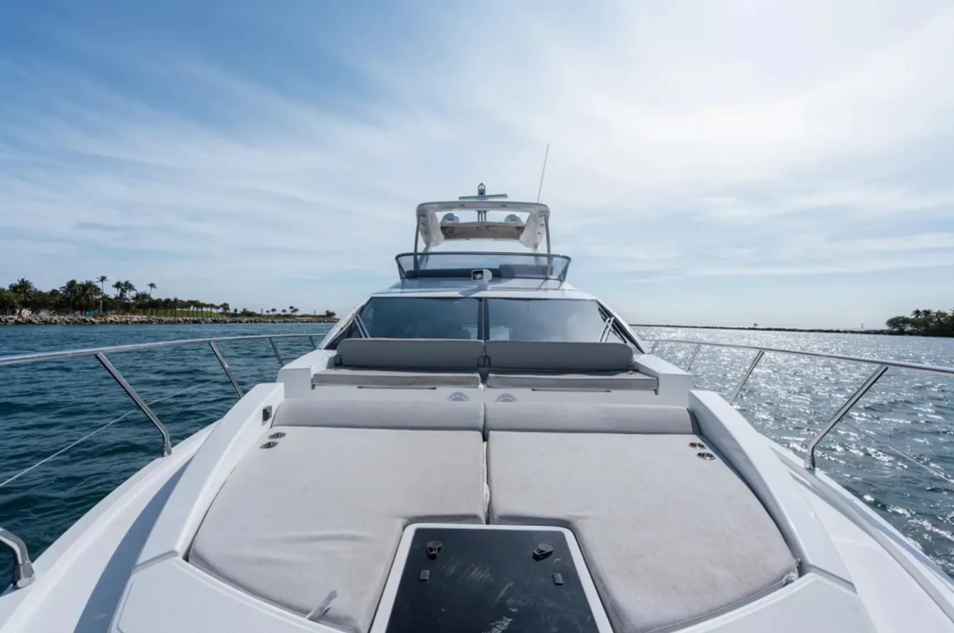 Azimut 50 Flybridge in Miami Beach, FL — photo 7
