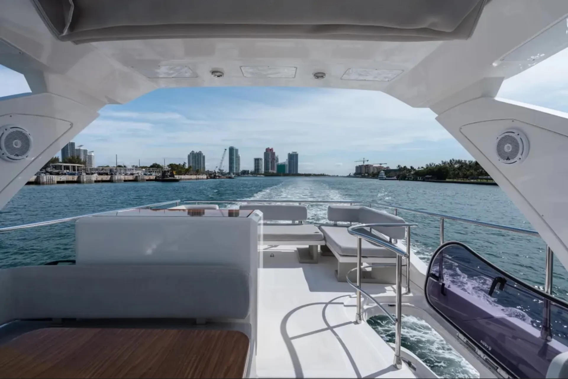 Azimut 50 Flybridge in Miami Beach, FL — photo 9