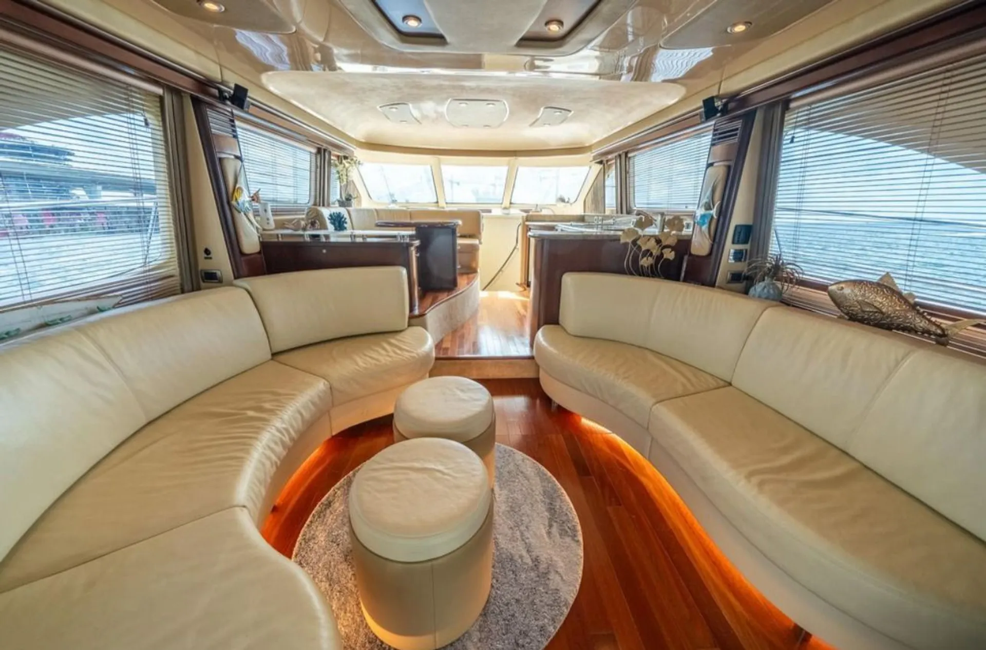 SEA RAY BOATS 58 SEDAN BRIDGE in St. Petersburg, FL — photo 9
