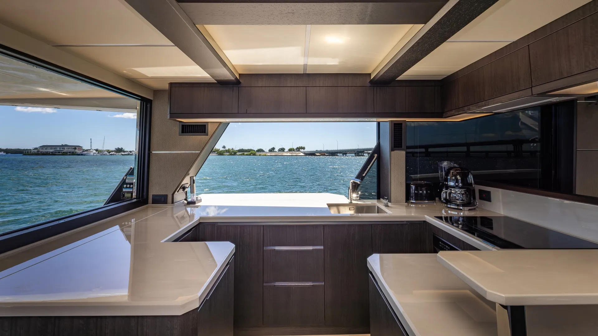 Galeon 680 Flybridge in Key Biscayne, FL — photo 8