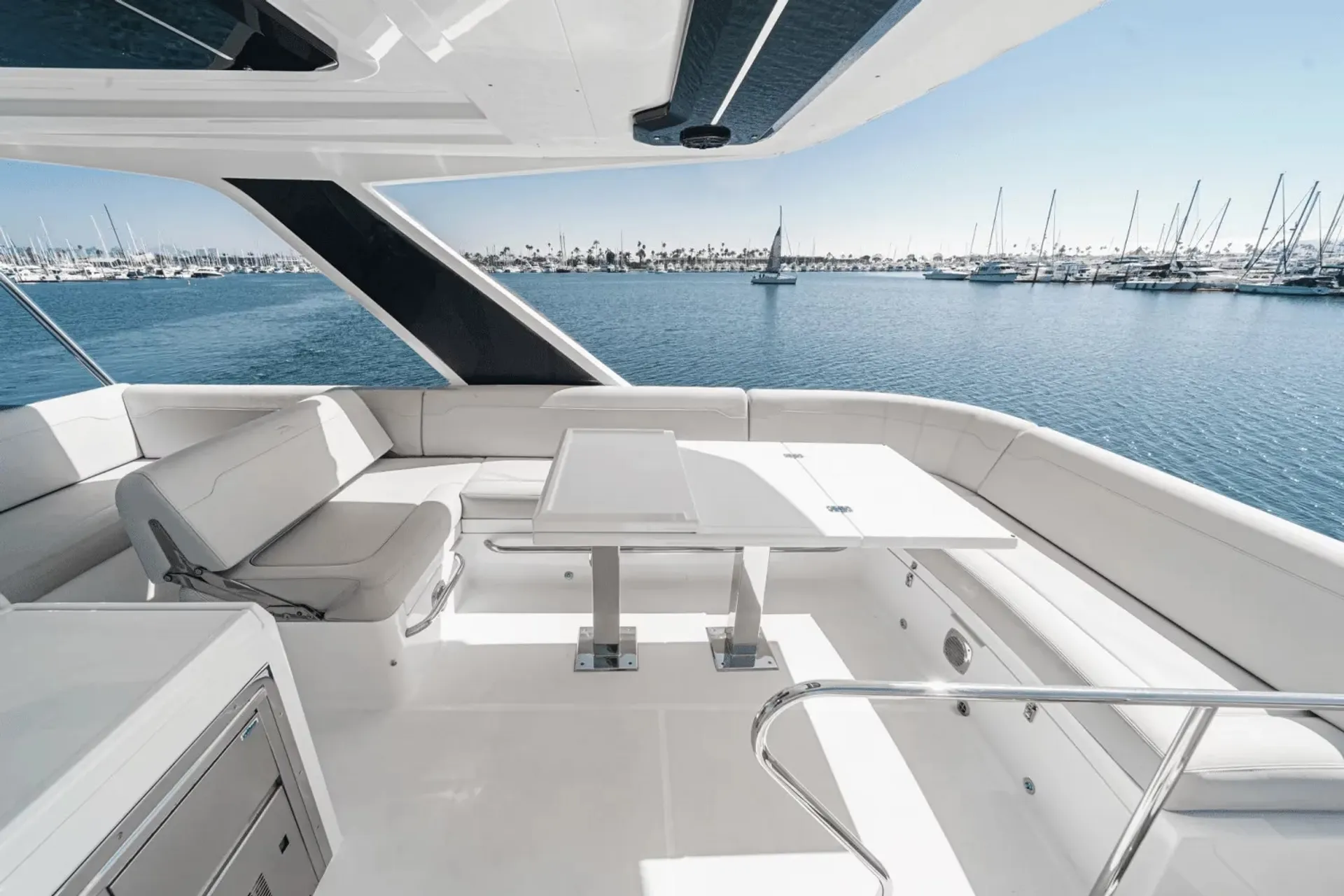 Galeon 530 FLY in Miami, FL — photo 7