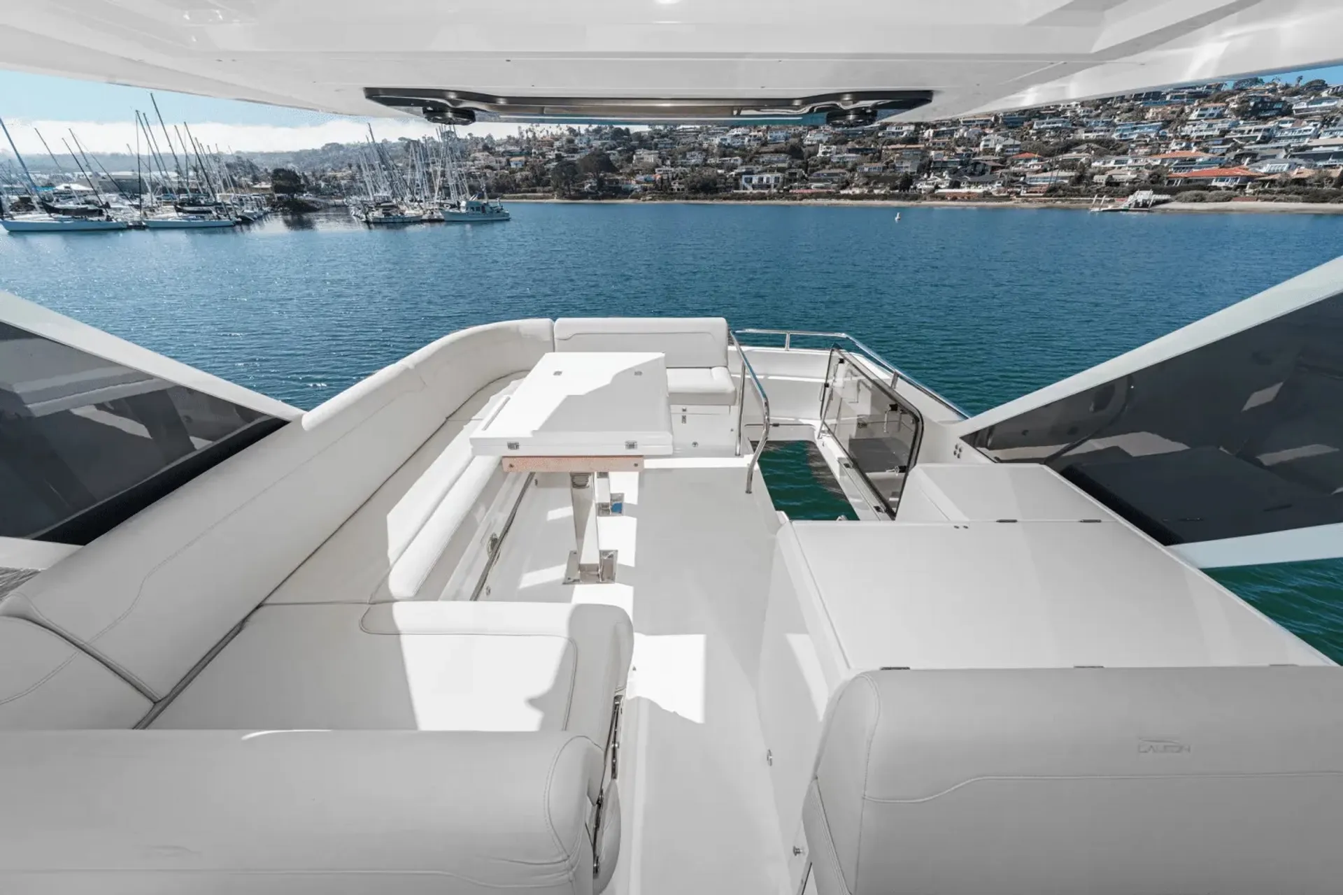 Galeon 530 FLY in Miami, FL — photo 8