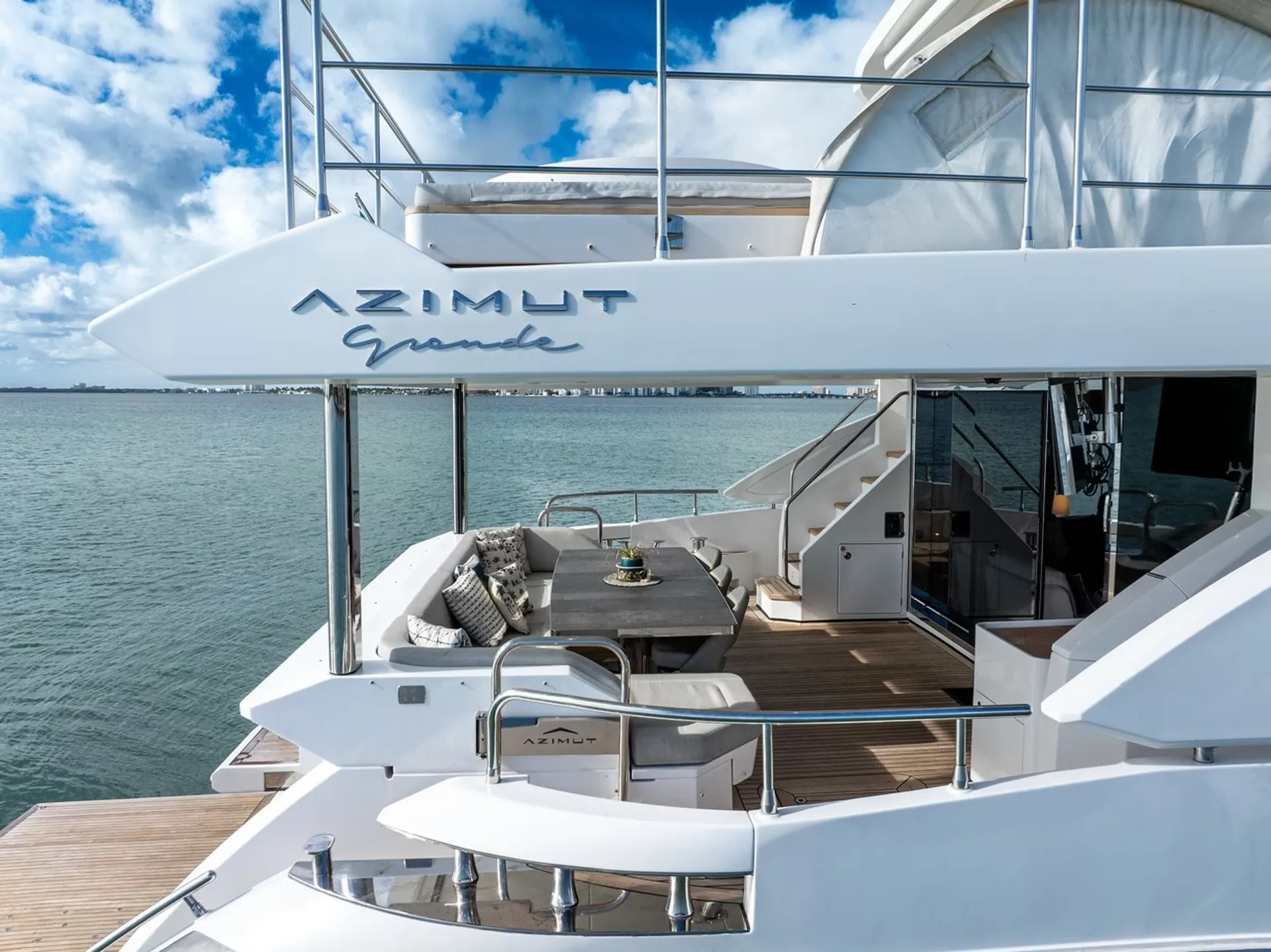 Azimut 27m Grande in Miami, FL — photo 7
