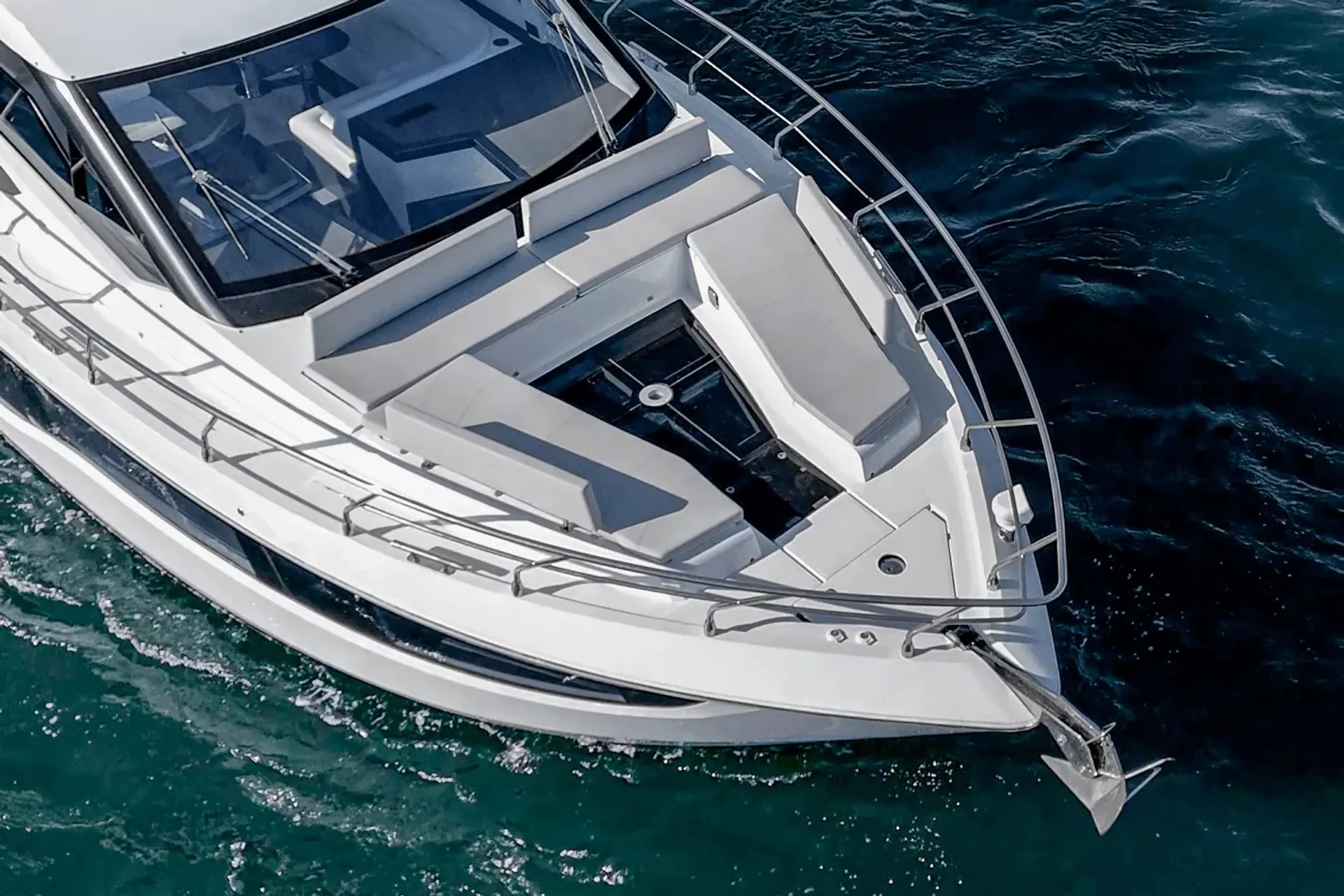 Galeon 530 FLY in Miami, FL — photo 4