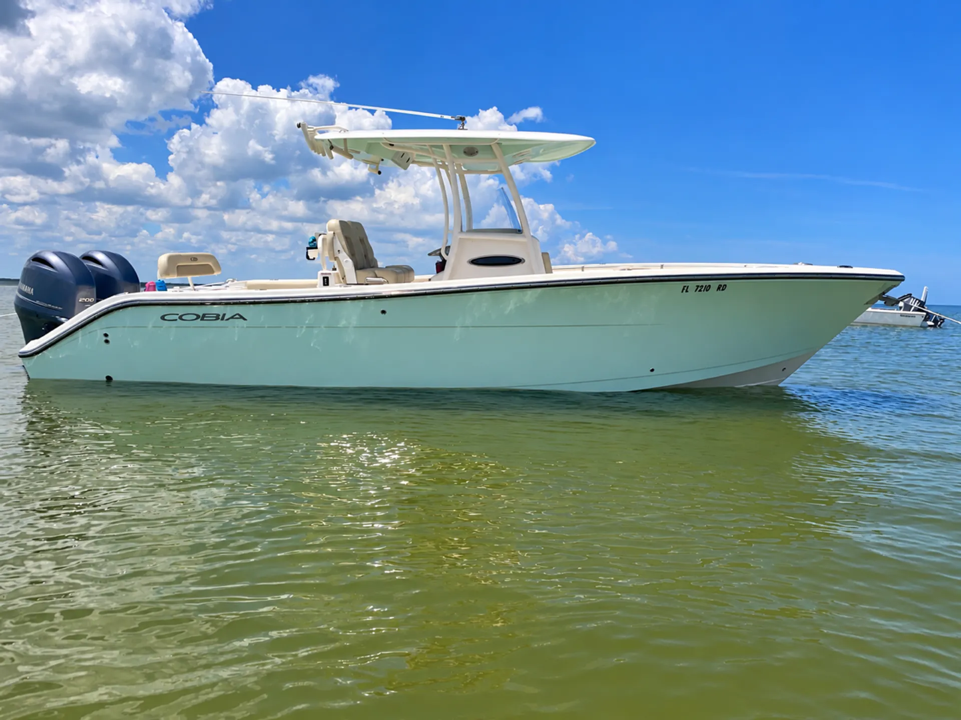 COBIA BOATS 277 CC W/2-F200XCA YAMAHA in Apollo Beach, FL