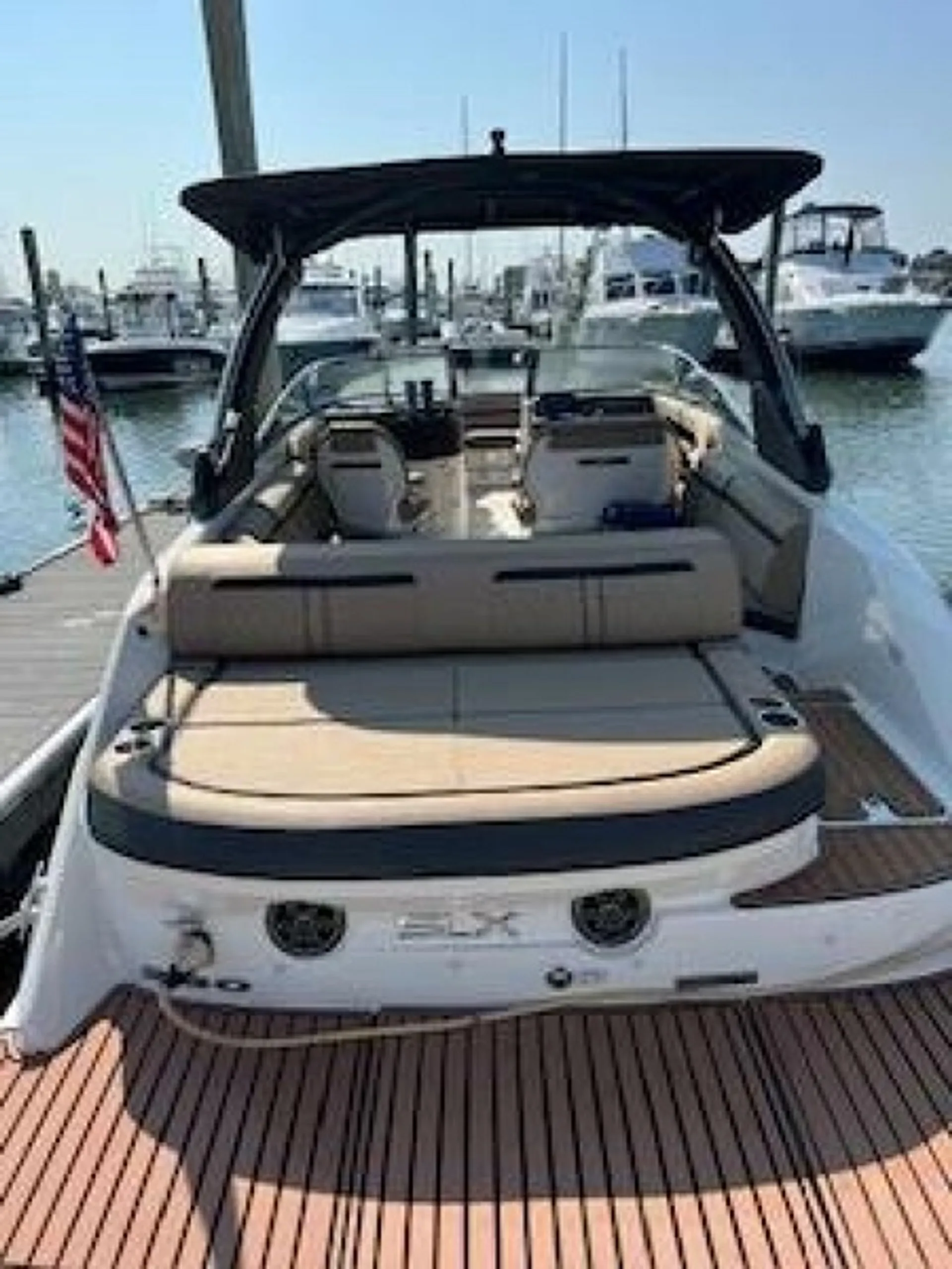 2016 Sea Ray 280 SLX | Luxury & Fun on the Water. 