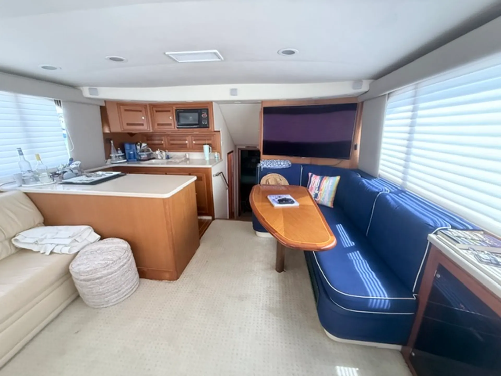 CABO YACHTS 47 EXPRESS FLYBRIDGE SPORTFISHER in Pensacola, FL — photo 3