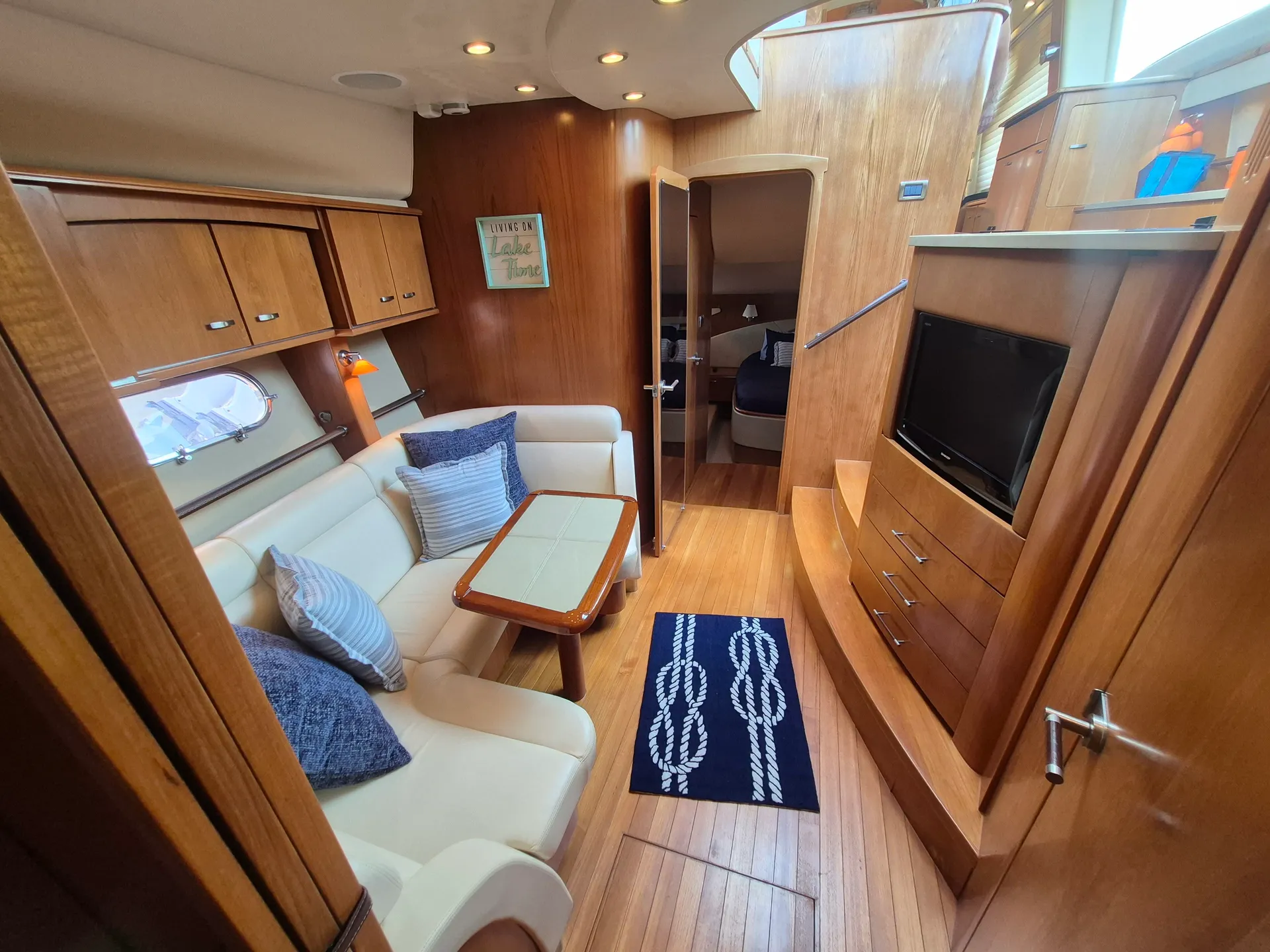 Azimut Yachts 46 in Chicago, IL — photo 10