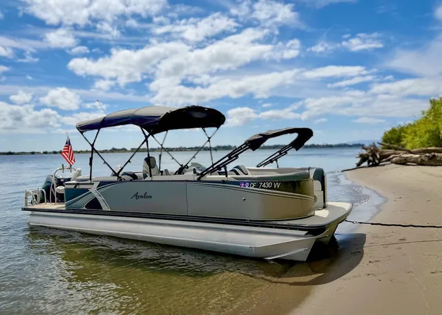 Rent a AVALON PONTOONS pontoon in Brentwood, CA near me