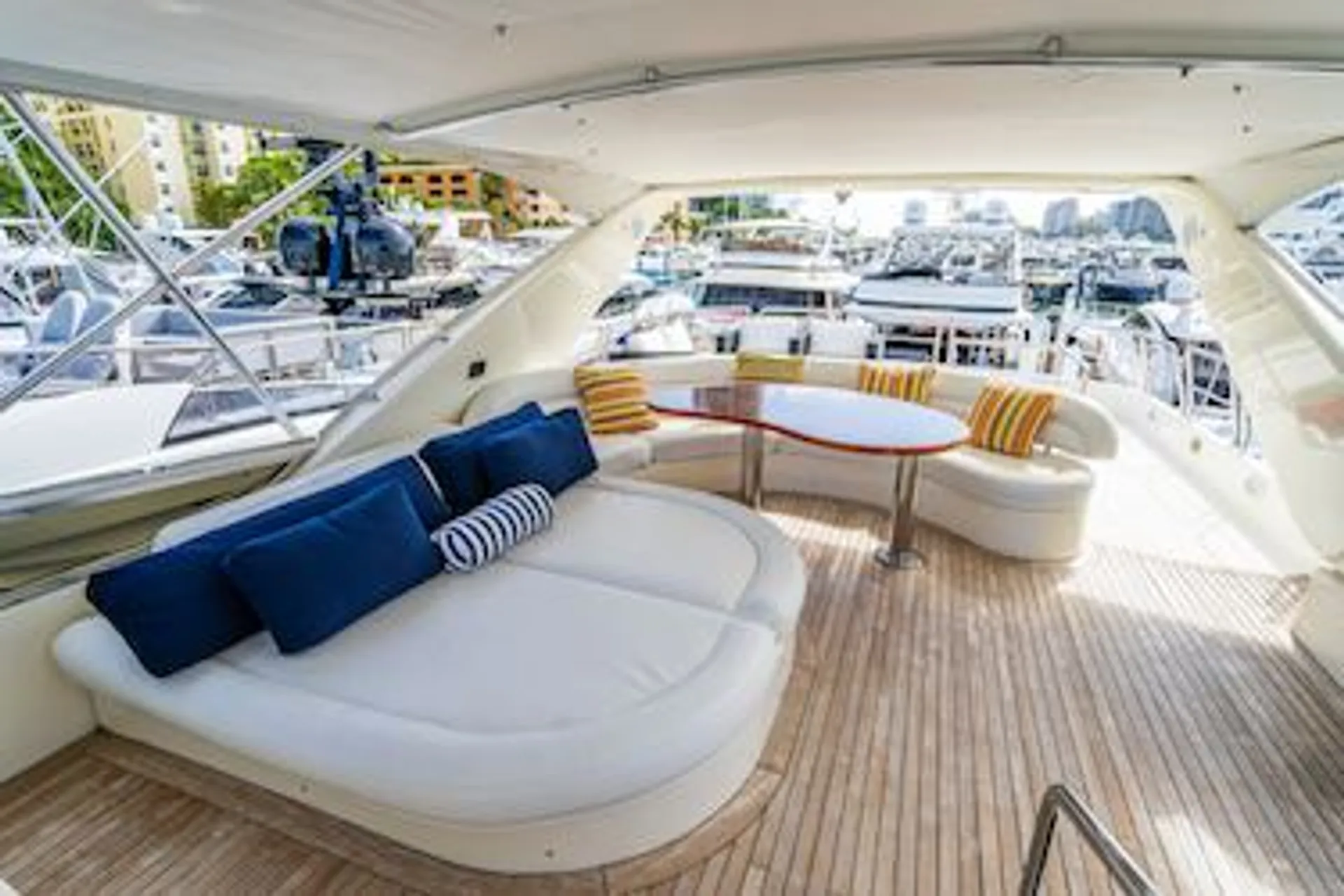 Azimut Grande 27 METRI in Miami Beach, FL — photo 2