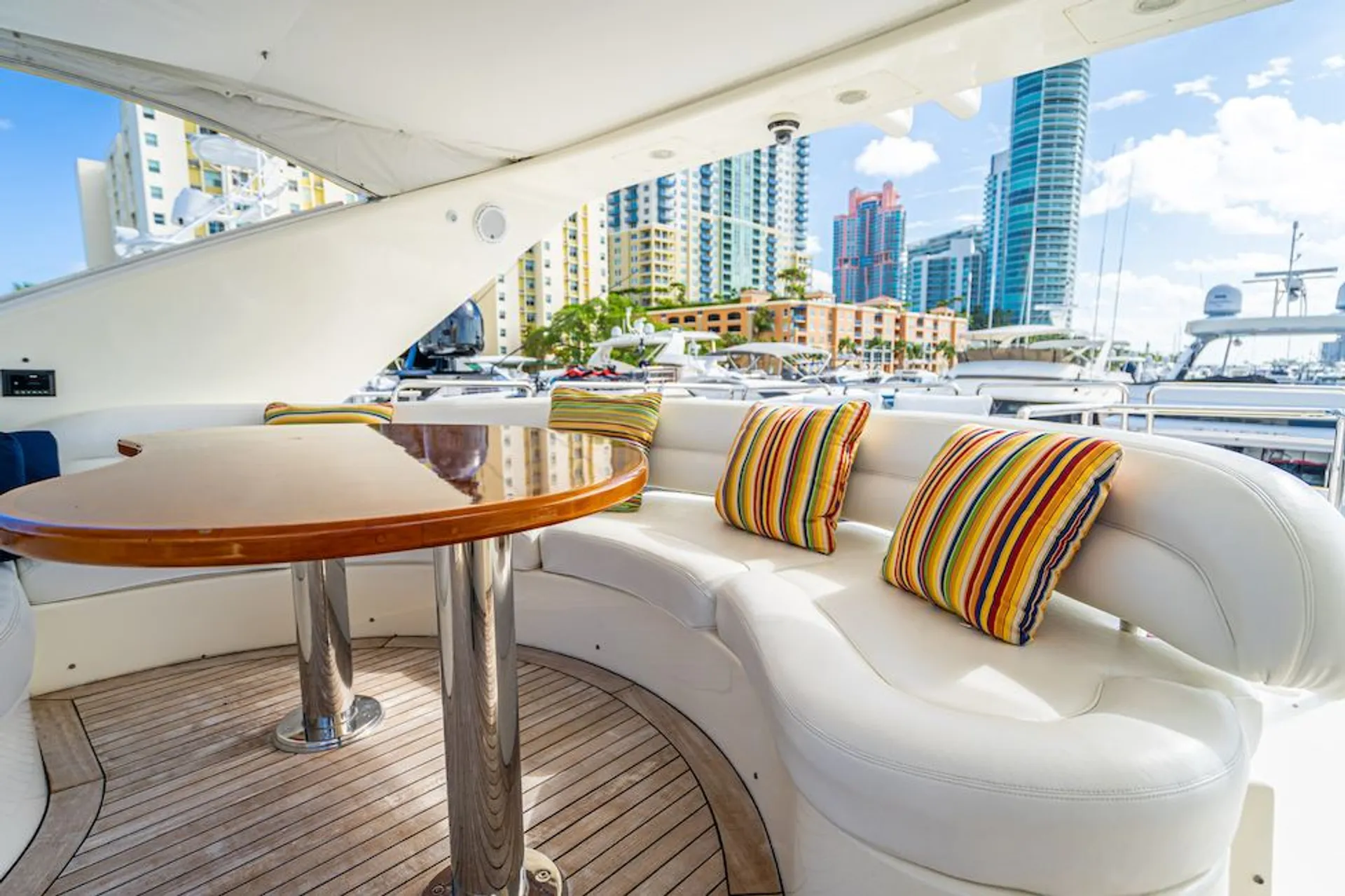 Azimut Grande 27 METRI in Miami Beach, FL — photo 7