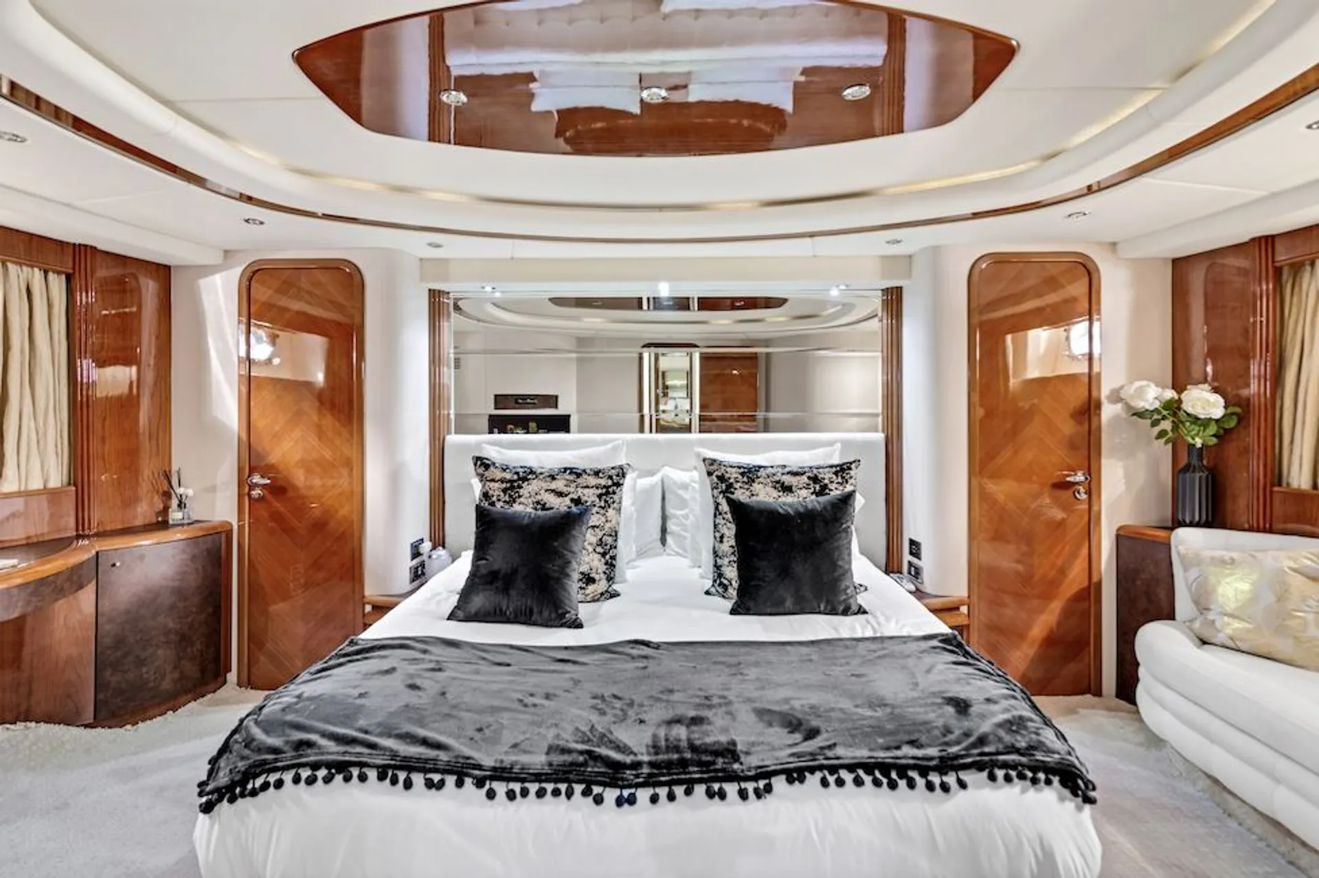 Azimut Grande 27 METRI in Miami Beach, FL — photo 10