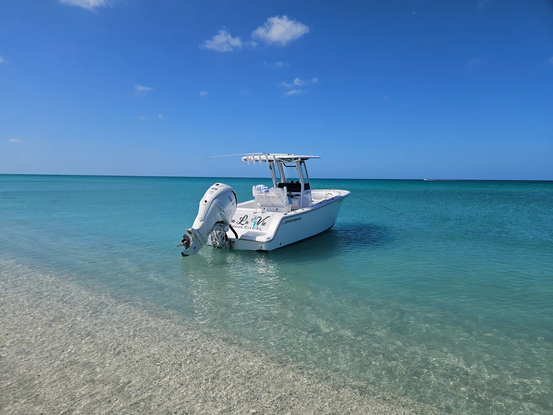 SPORTSMAN BOATS OPEN 232 in Englewood, FL