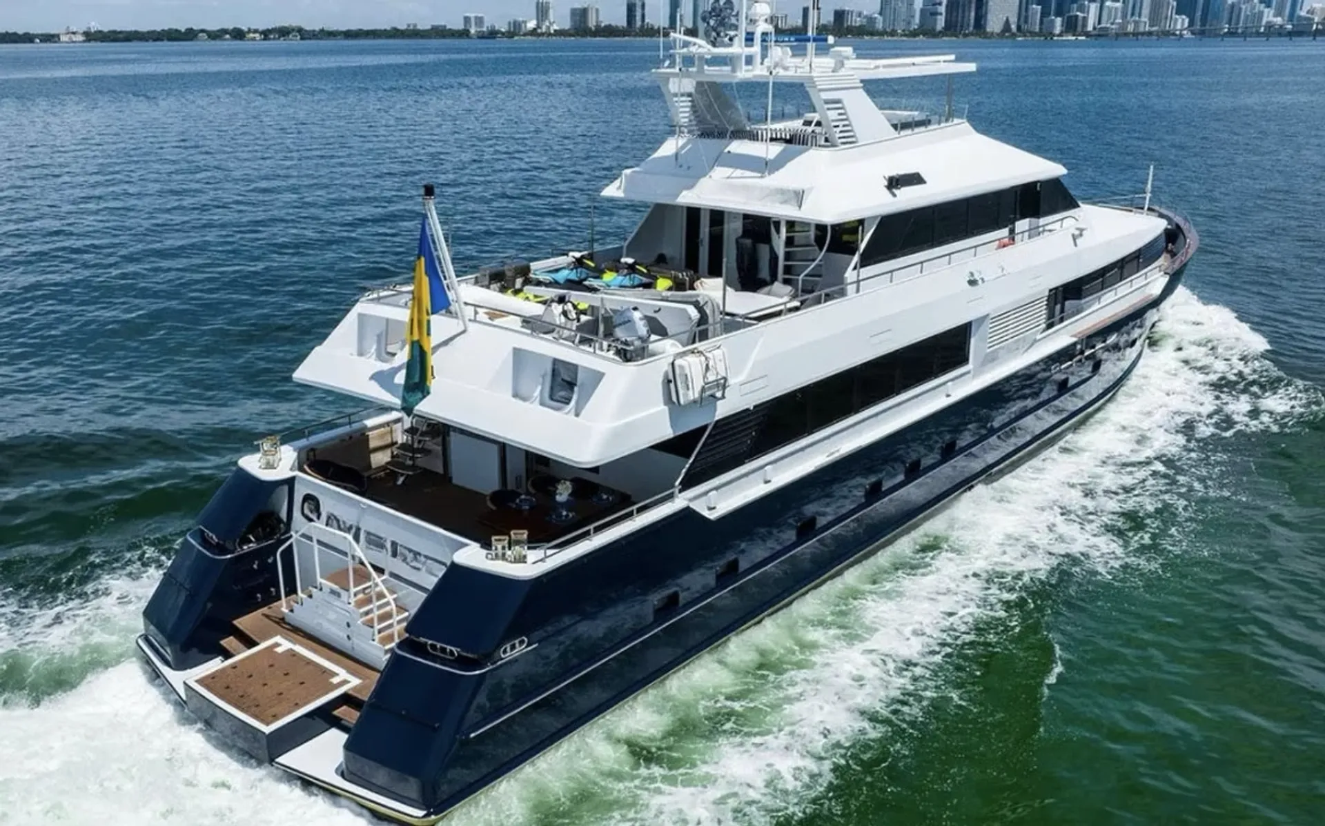 Broward Tri-Deck in Miami, FL