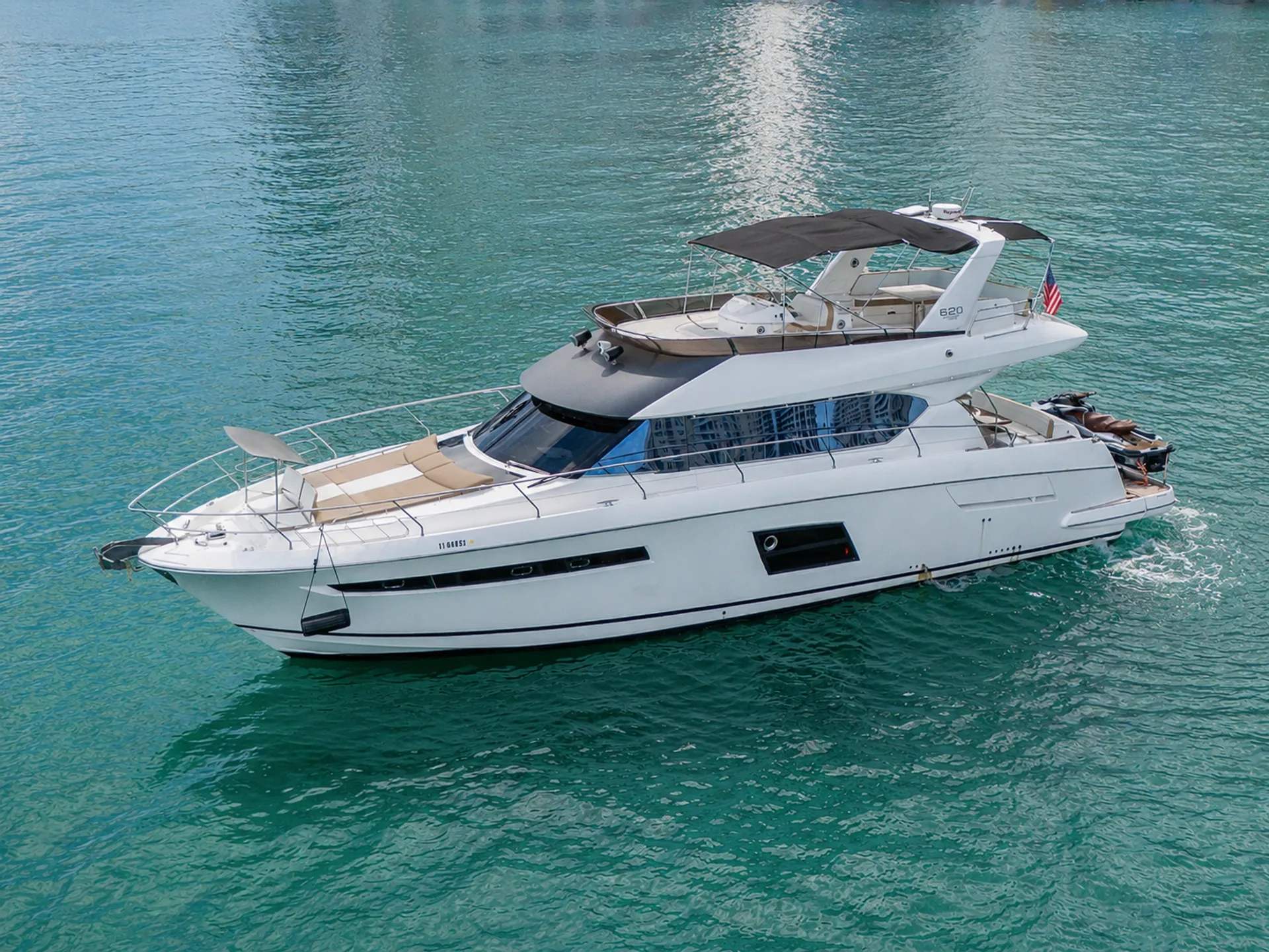 Beneteau USA prestige 620 fly in Miami, FL