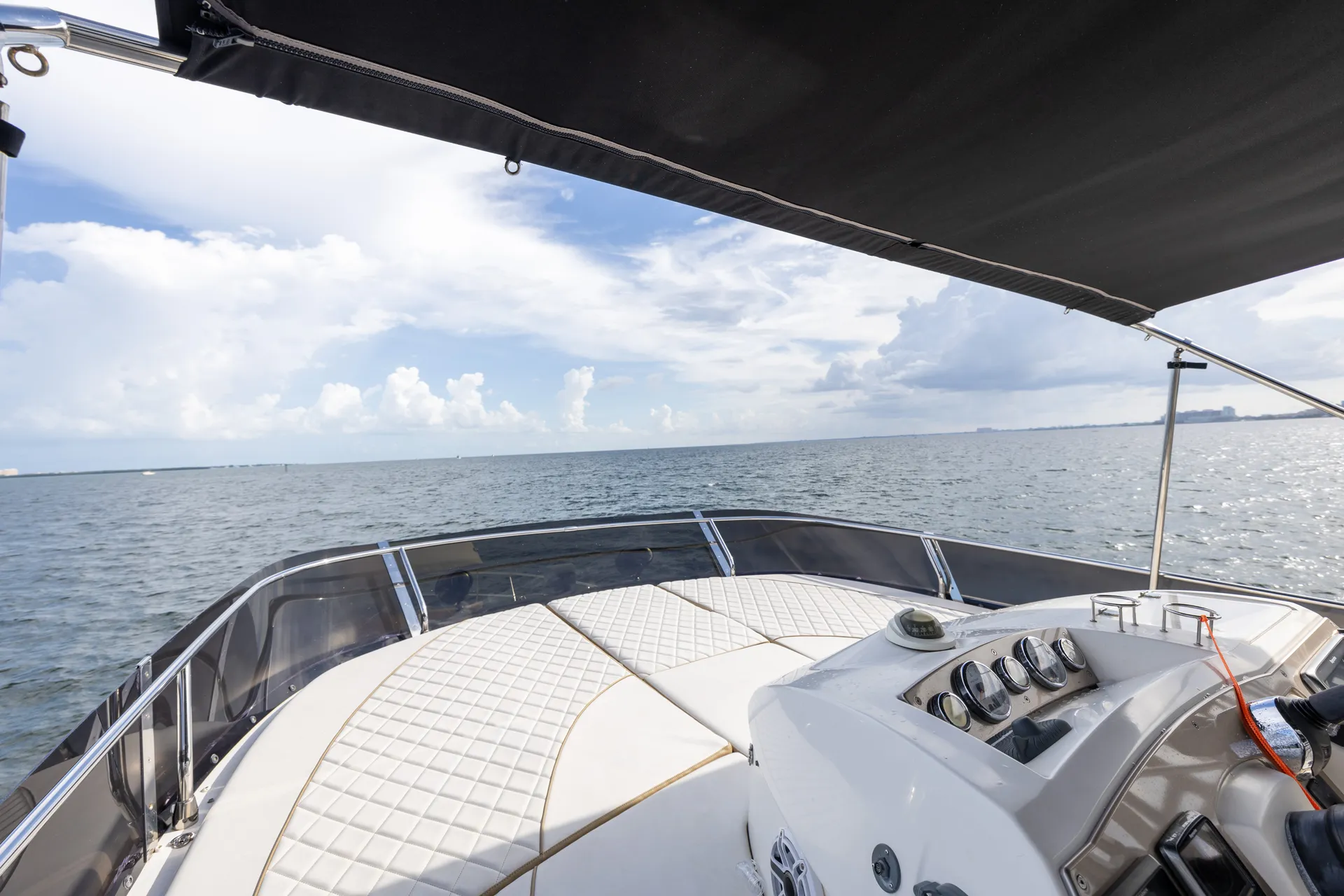 Beneteau USA prestige 620 fly in Miami, FL — photo 10