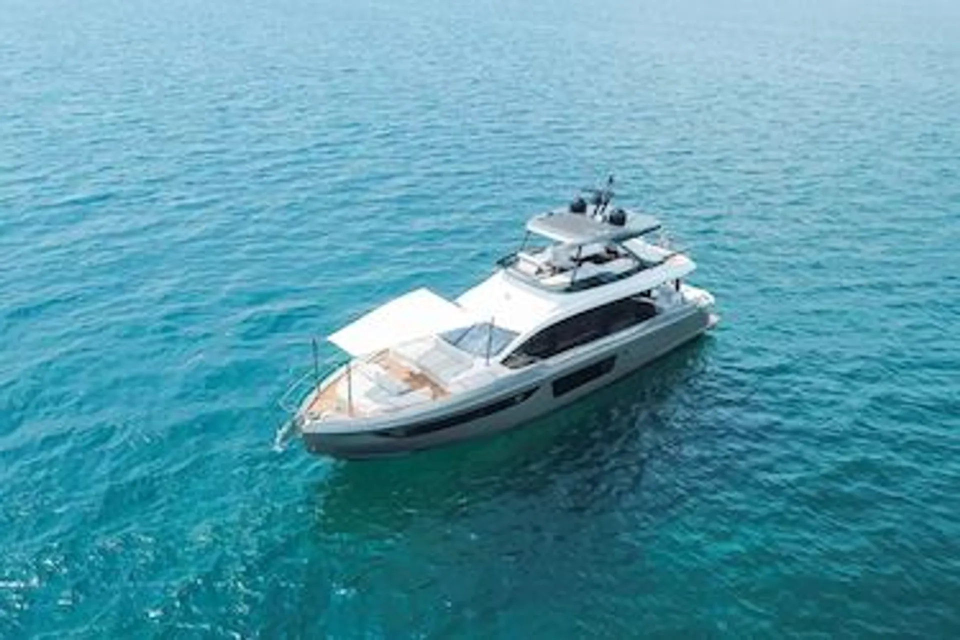 Azimut  70 Flybridge in Miami Beach, FL — photo 2