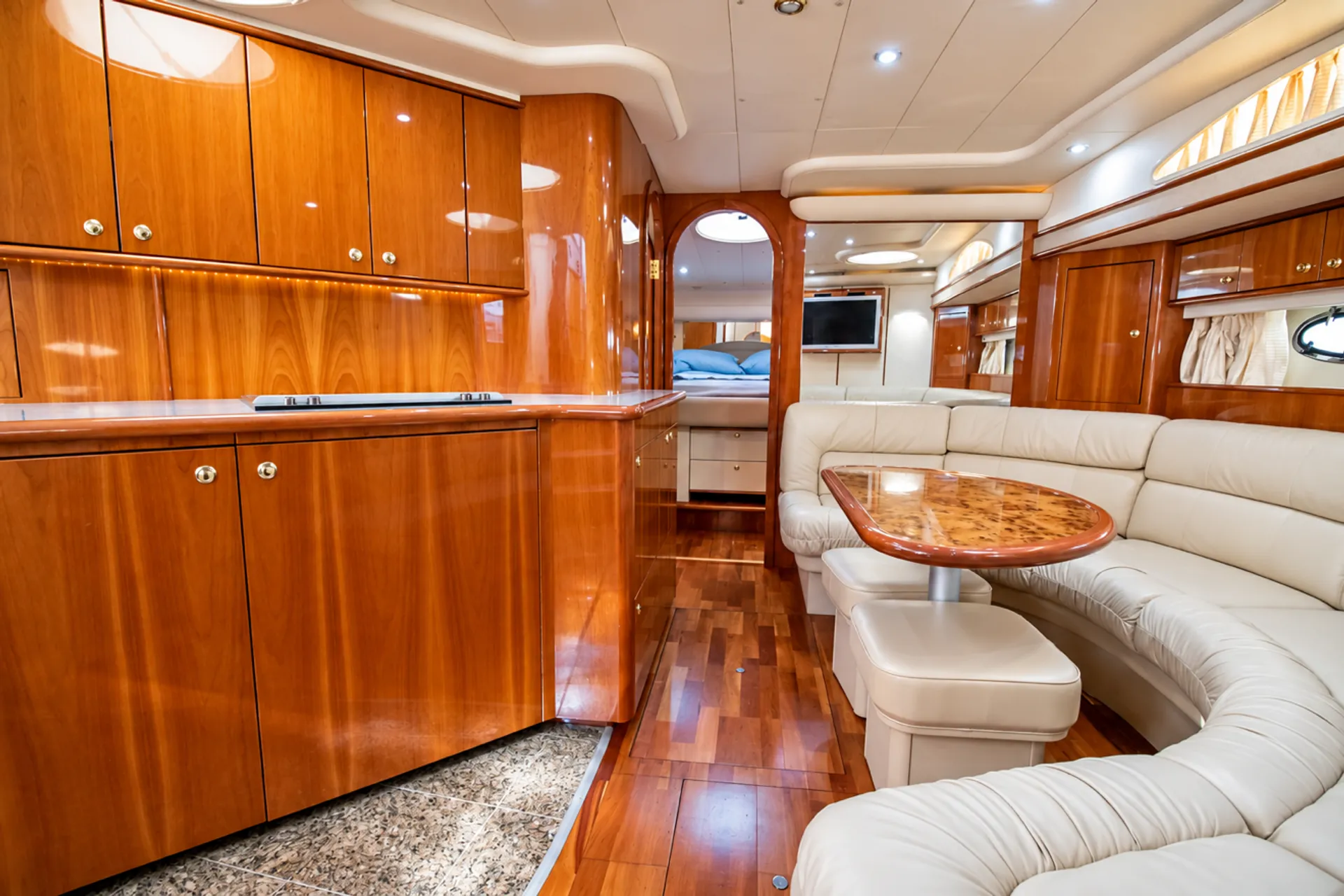 Neptunus Yachts 65 Cabrio in Miami, FL — photo 6