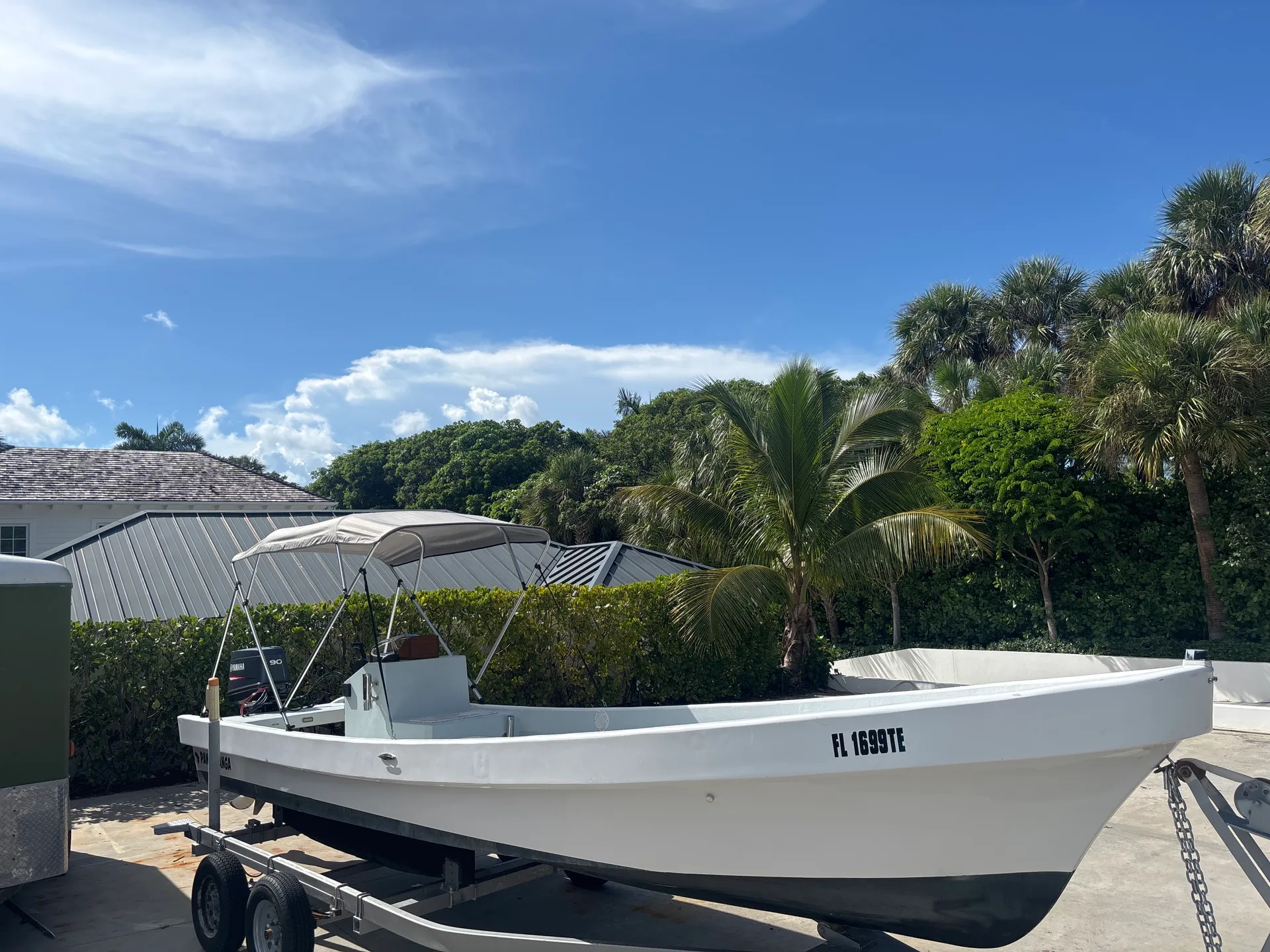 23’ Avid Marine Panga: Shallow-Water Fishing & Sandbar Adventures