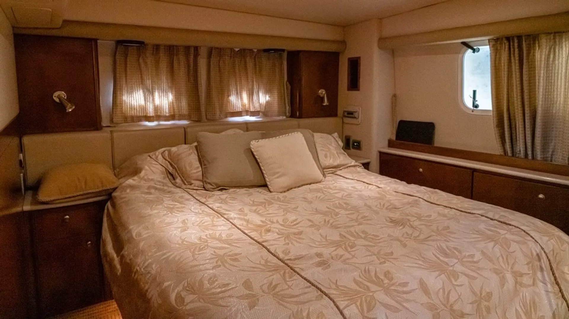 Luxury Motor Yacht Experience at a Bargain Price! Pompano Beach!