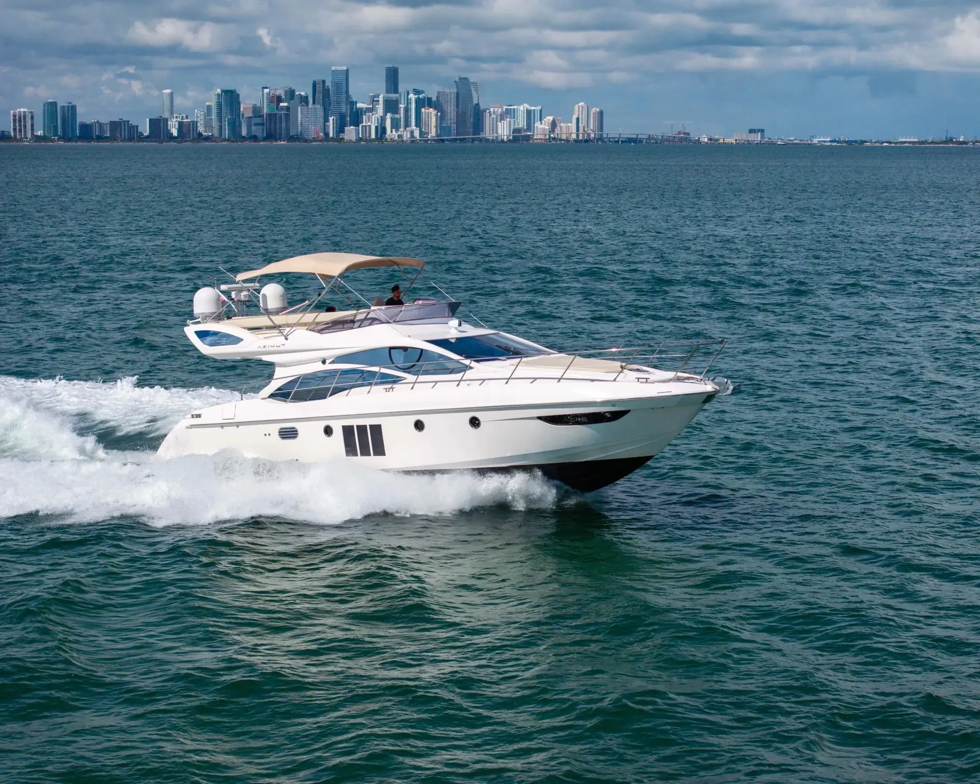 Azimut Yachts Fly in Miami, FL