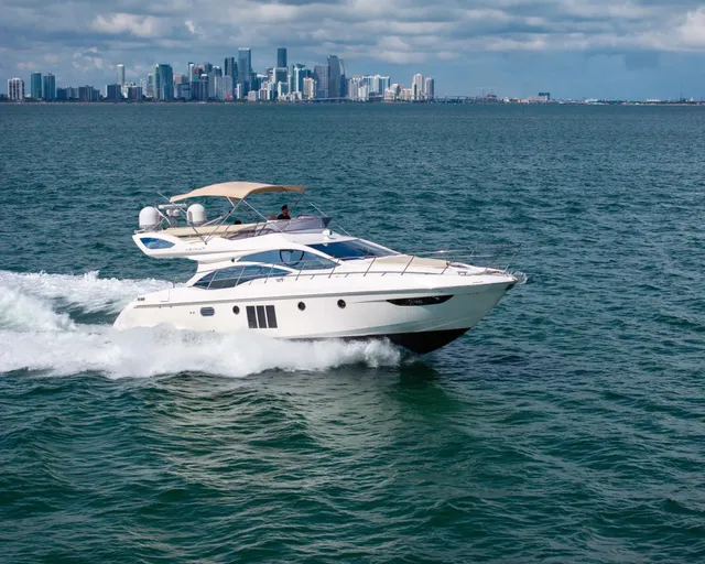 Rent a Azimut Yachts flybridge in Miami, FL near me