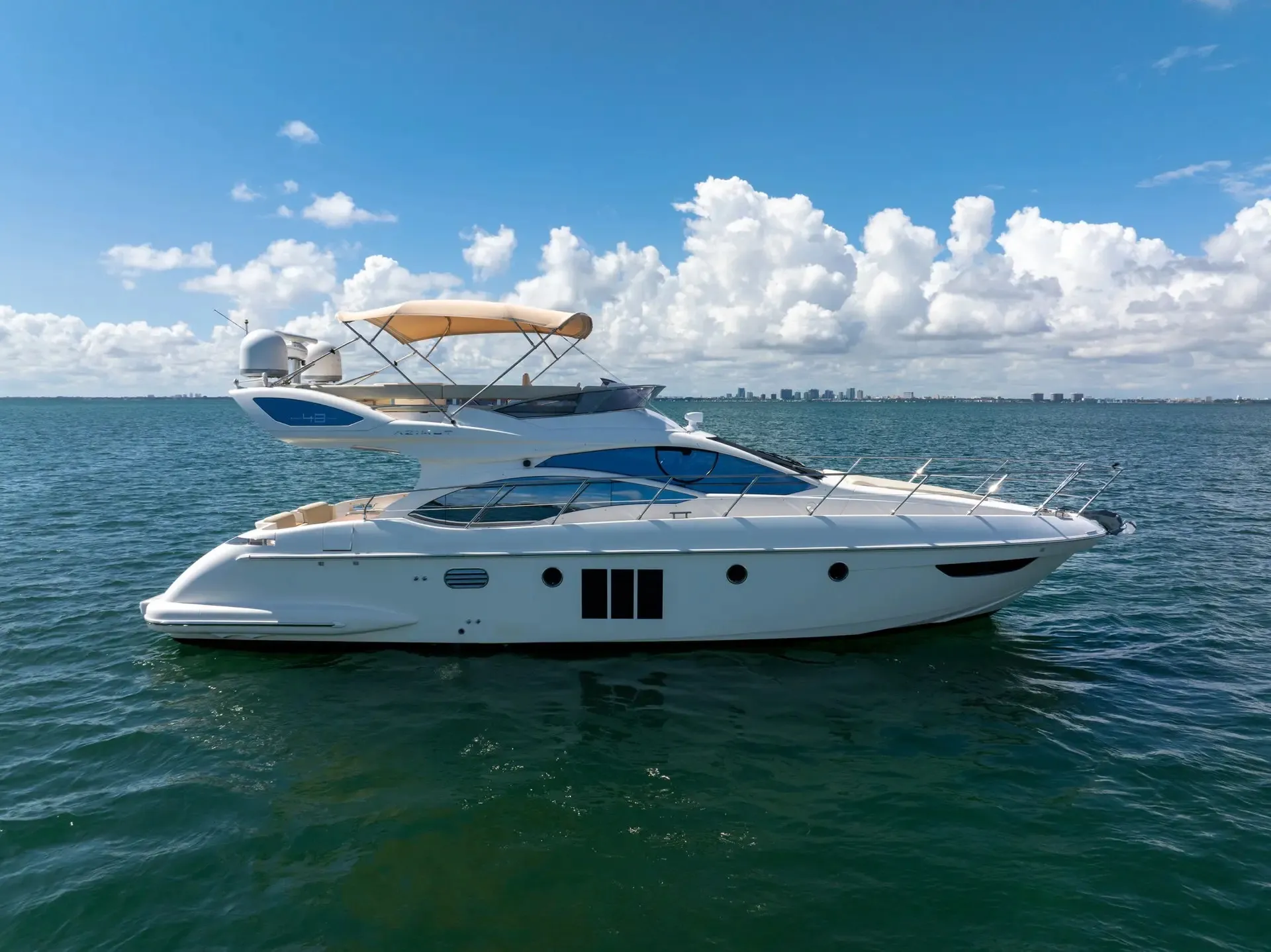Miami Flybridge Escape — 48ft Azimut Cruise, Sandbar & Floating Lounge